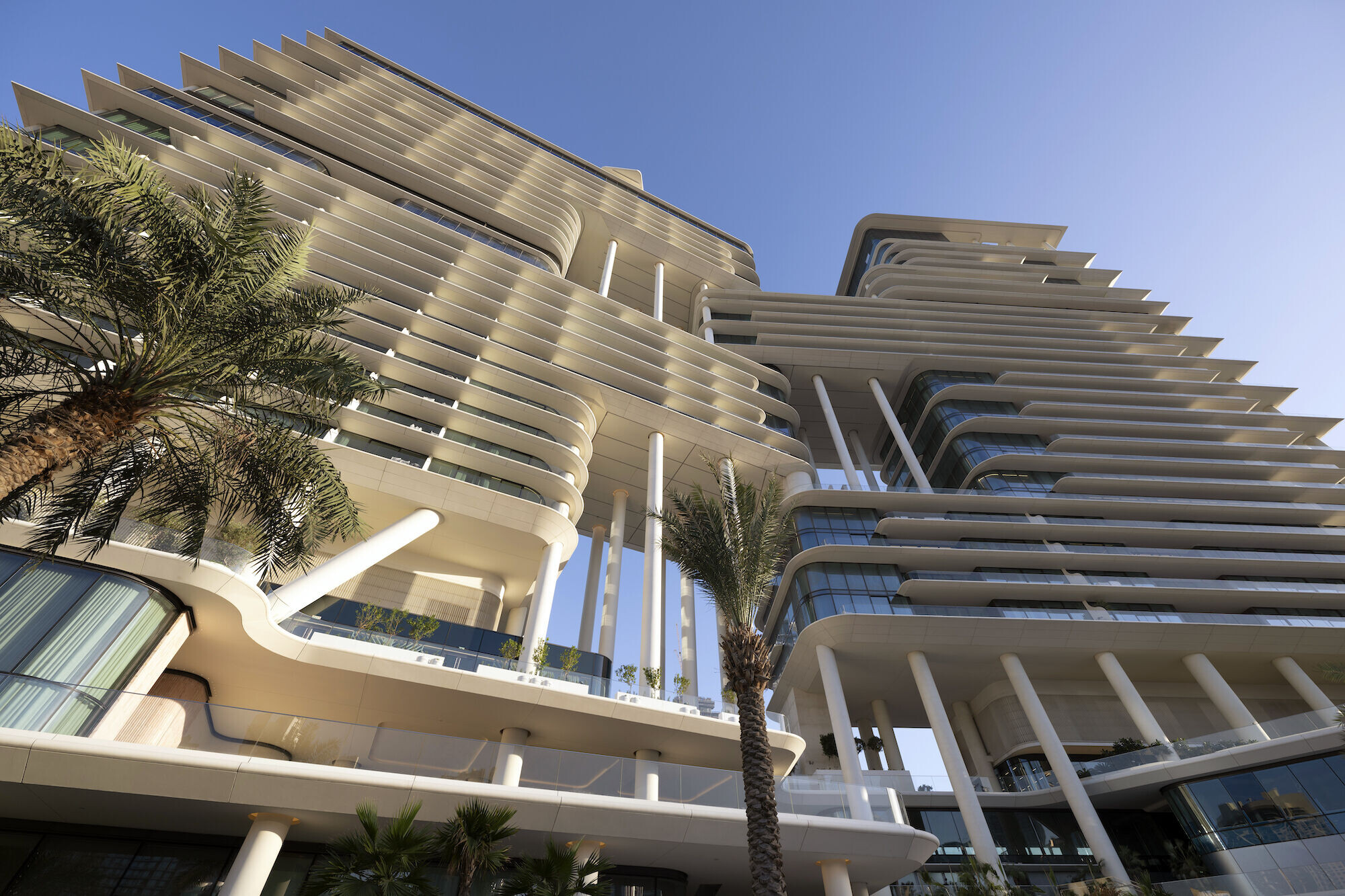 https://archello.com/story/139574/attachments/photos-videos/4 photo_credit Nigel Young / Foster + Partners