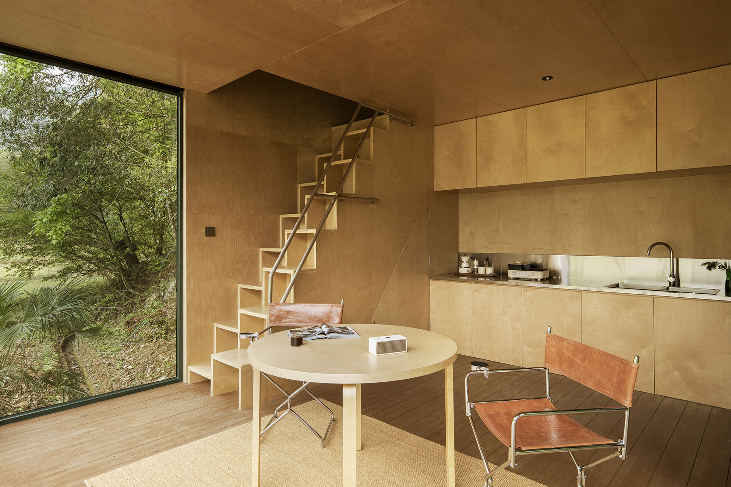 https://archello.com/story/139603/attachments/photos-videos/12 photo_credit EERI