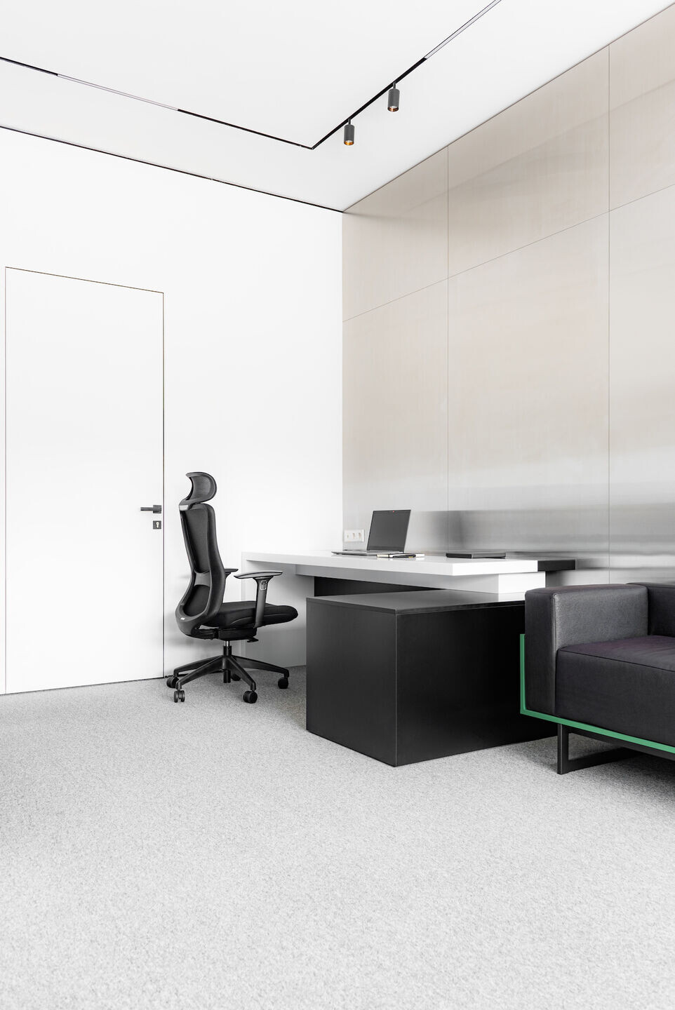 https://archello.com/story/139635/attachments/photos-videos/5 photo_credit Gleb Kramchaninov