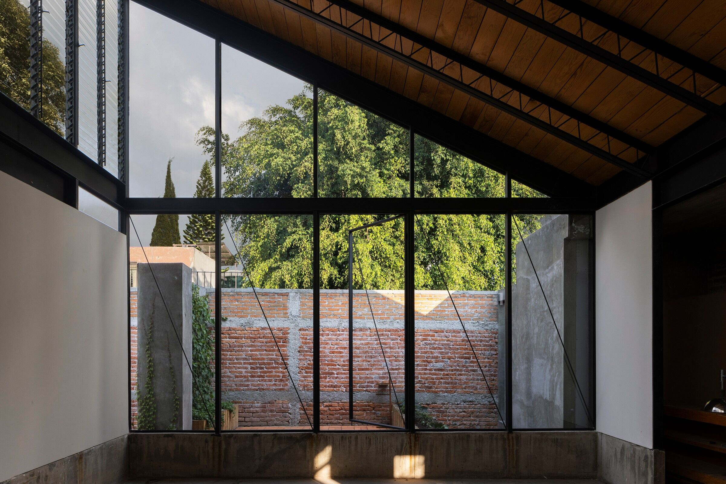 https://archello.com/story/139611/attachments/photos-videos/19 photo_credit Leonardo Finotti