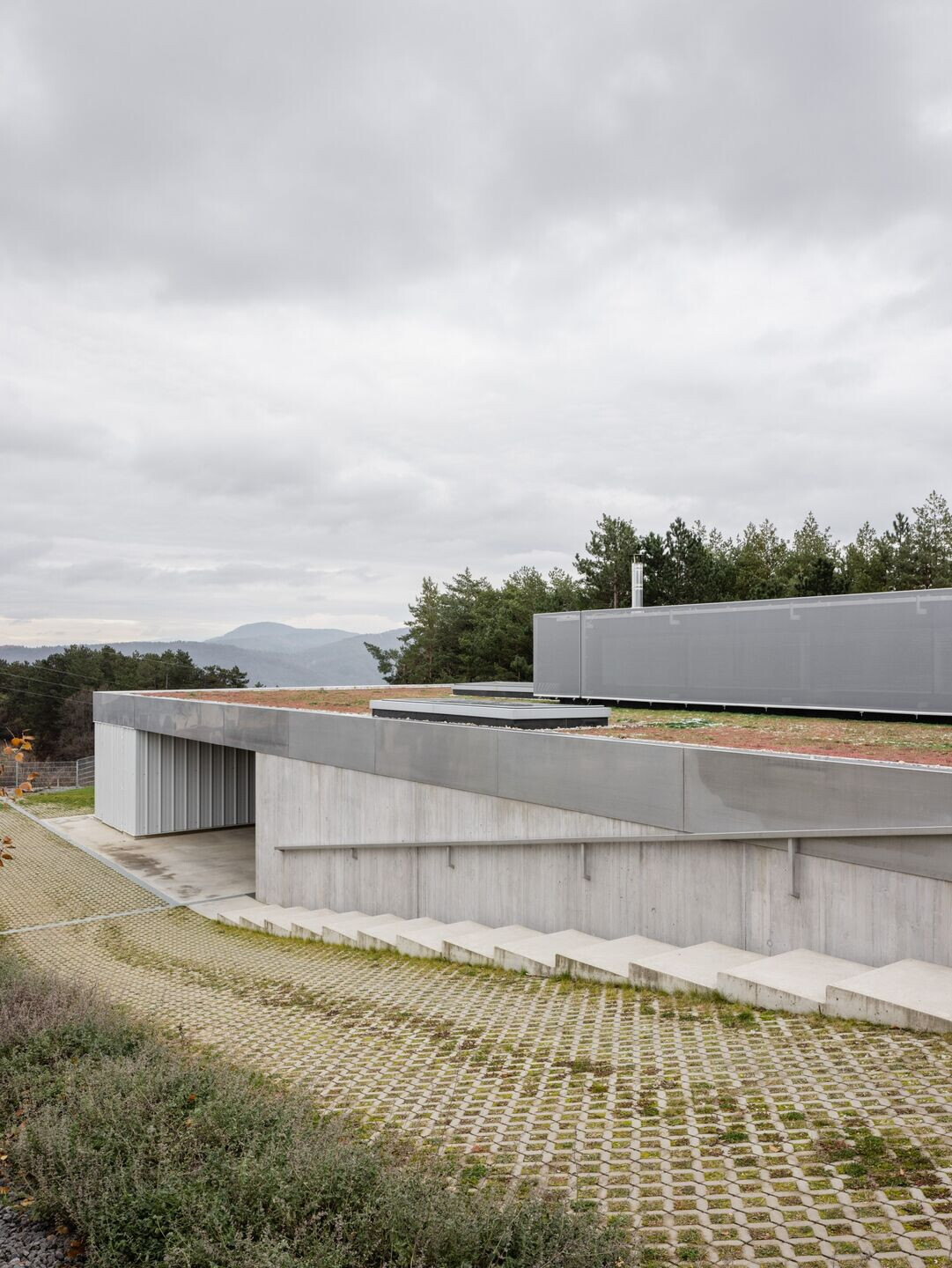 https://archello.com/story/140193/attachments/photos-videos/4 photo_credit Matej Hakár