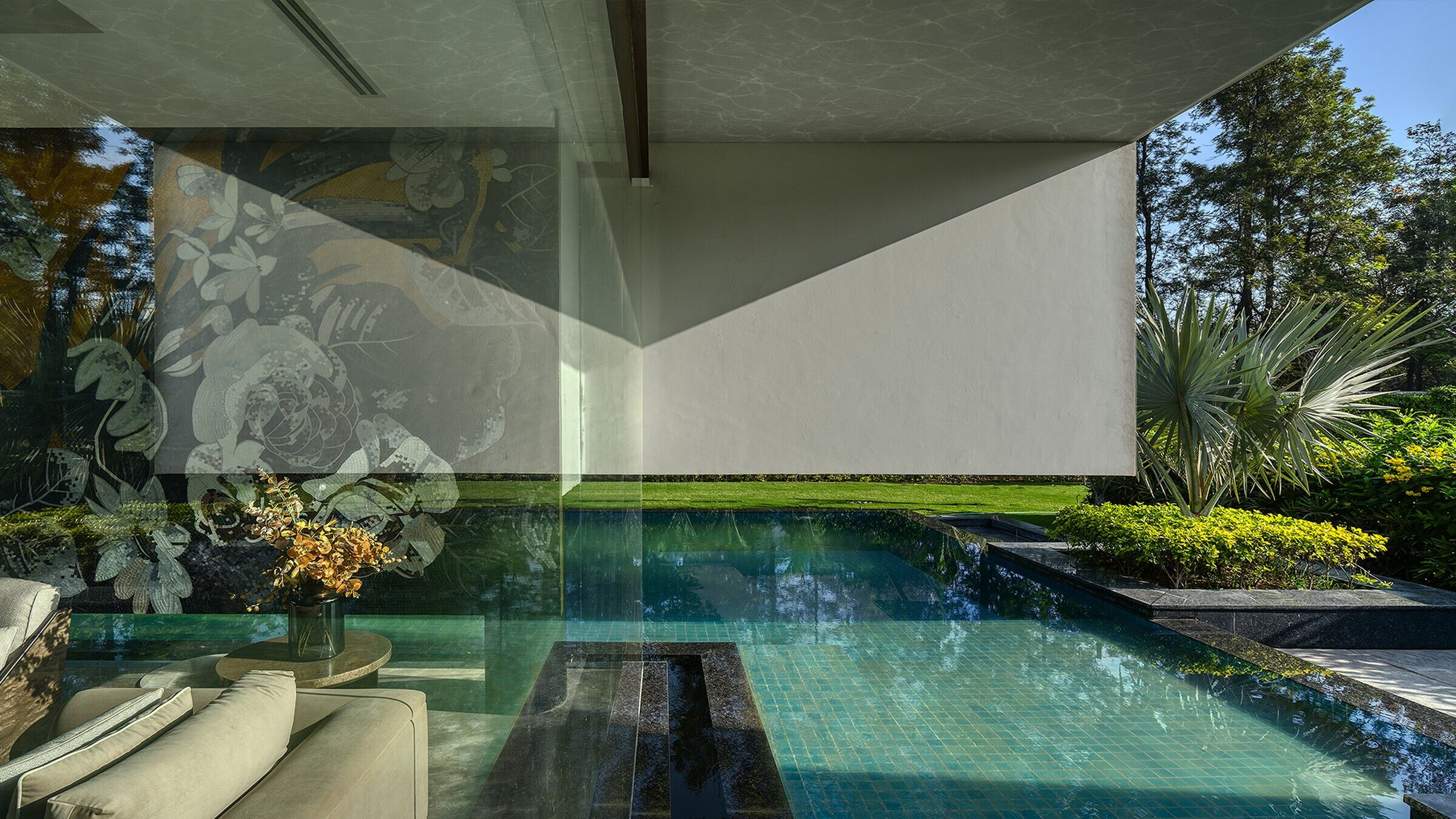 https://archello.com/story/140227/attachments/photos-videos/5 photo_credit Ranjan Sharma : LIGHTZONE