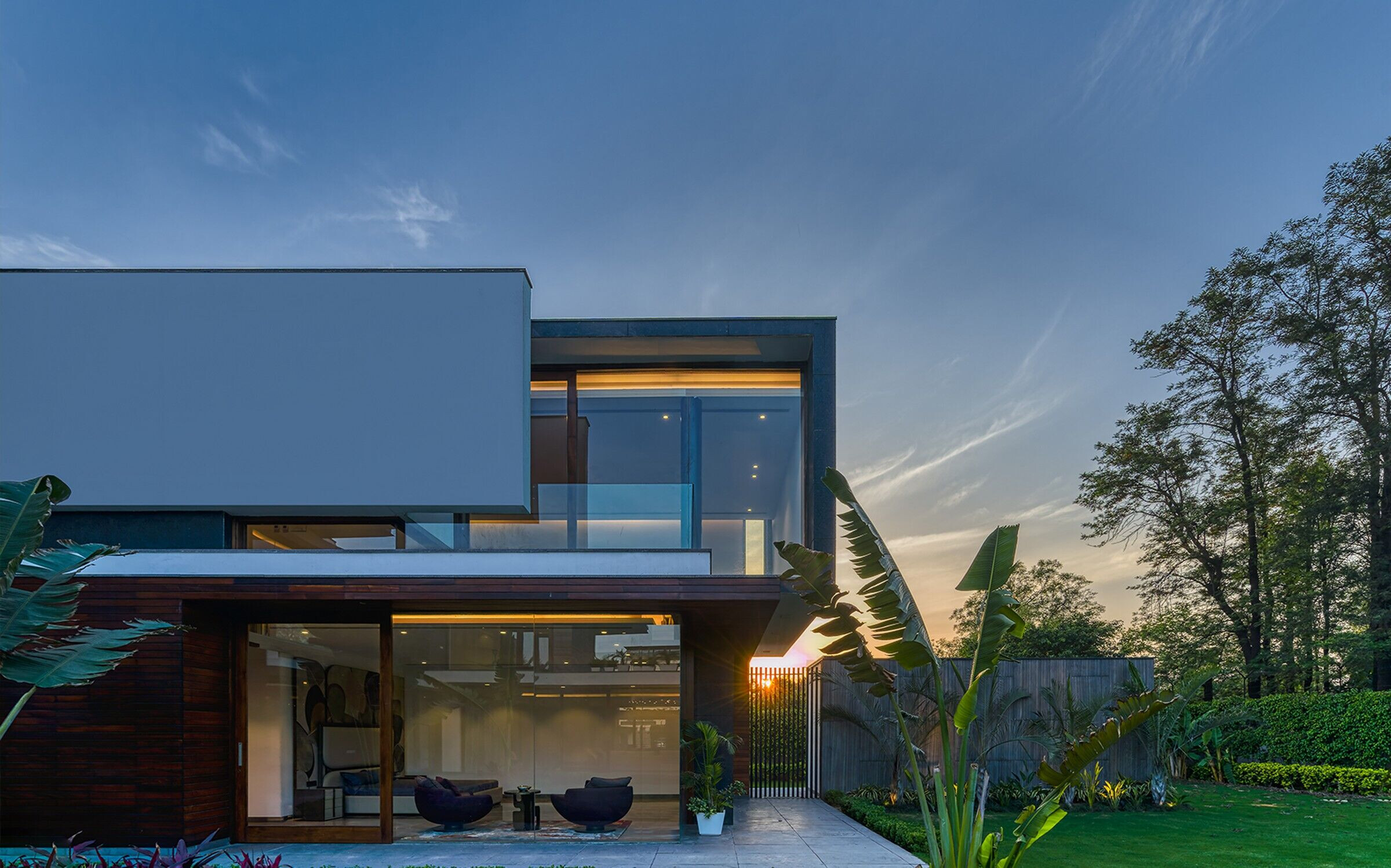 https://archello.com/story/140227/attachments/photos-videos/10 photo_credit Ranjan Sharma : LIGHTZONE