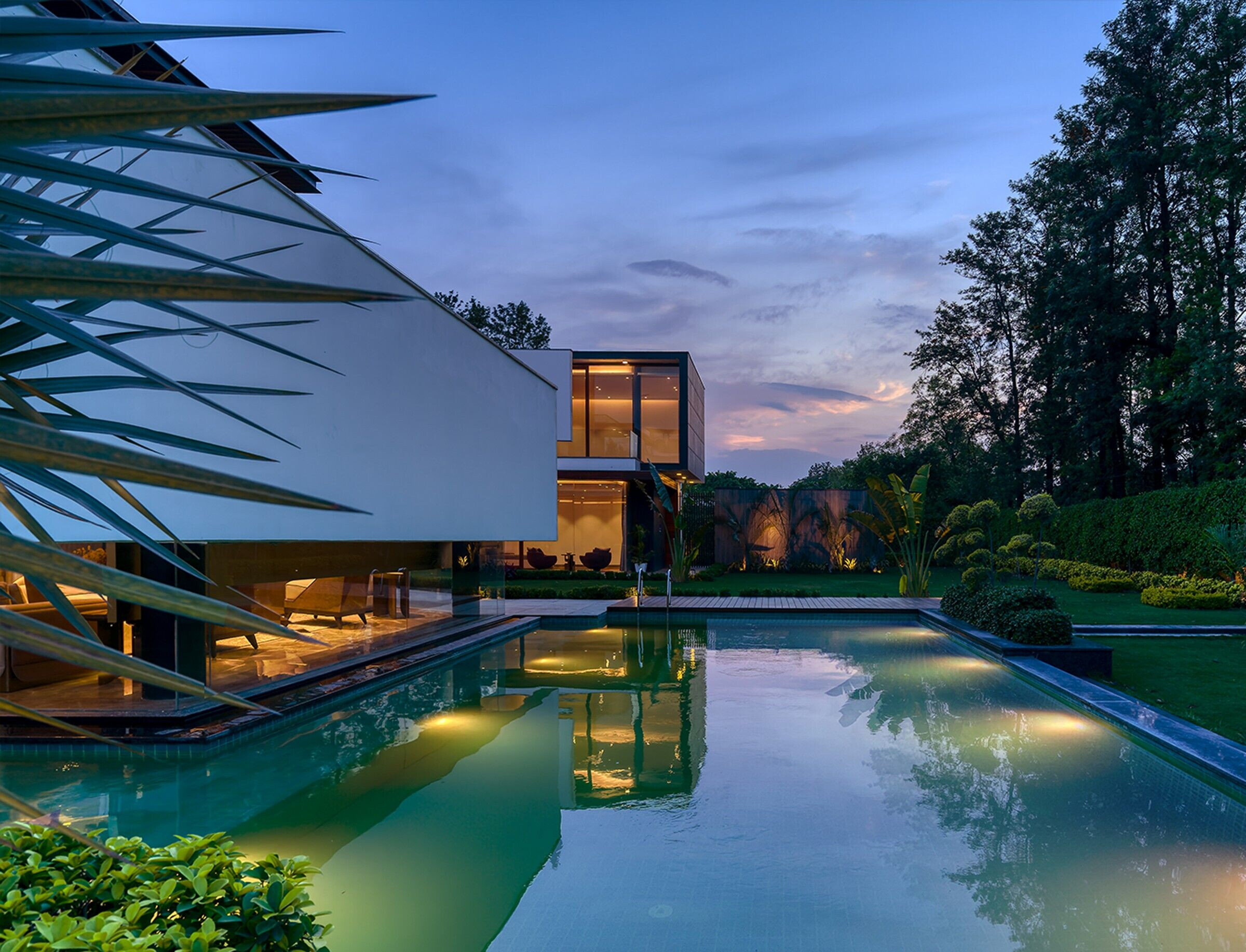 https://archello.com/story/140227/attachments/photos-videos/12 photo_credit Ranjan Sharma : LIGHTZONE