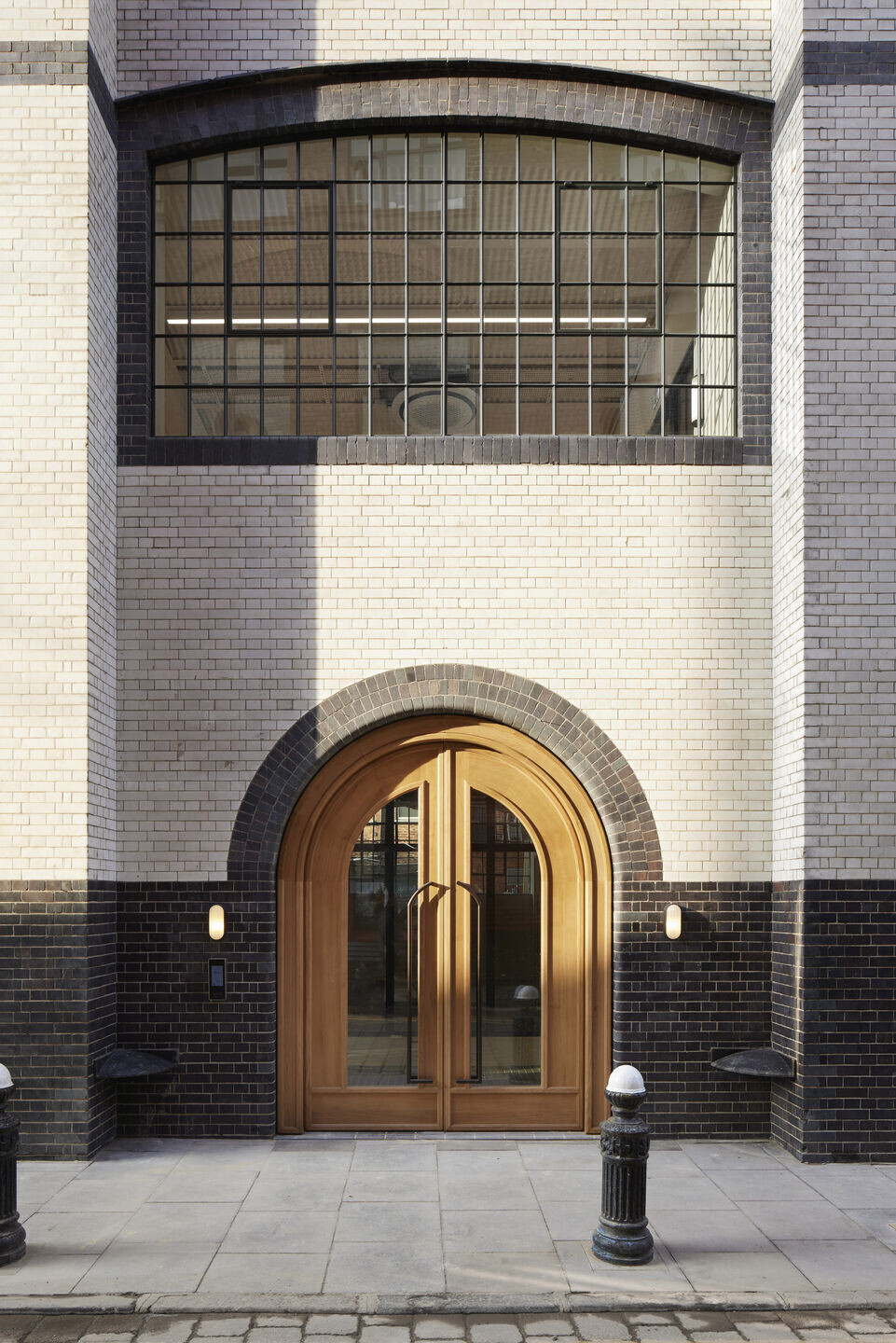https://archello.com/story/140339/attachments/photos-videos/6 photo_credit Jack Hobhouse