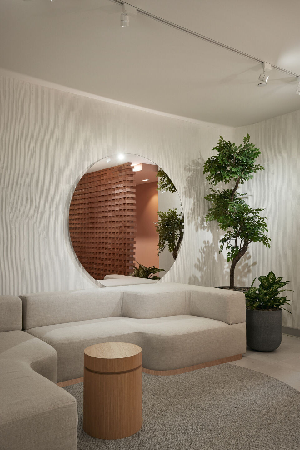 https://archello.com/story/140395/attachments/photos-videos/5 photo_credit Maxime Brouillet