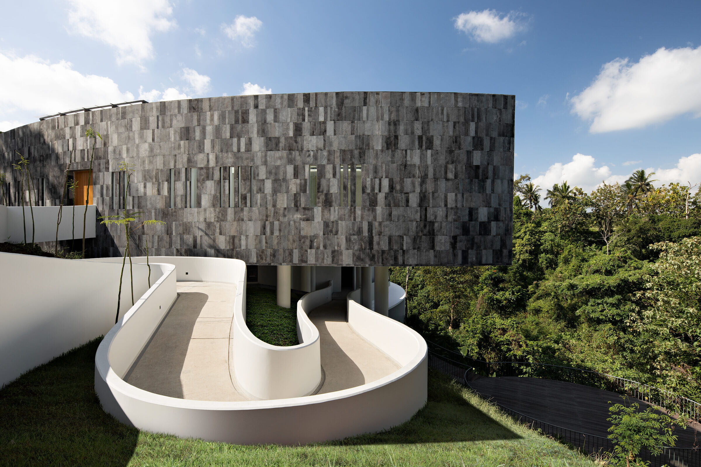 https://archello.com/story/140406/attachments/photos-videos/8 photo_credit TWS and Partners