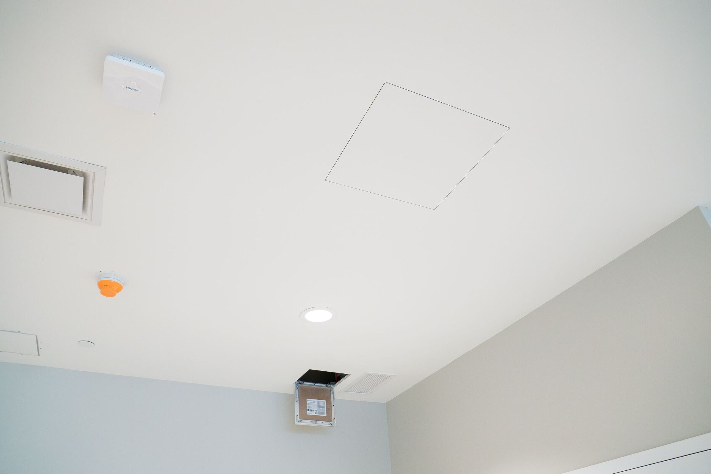 https://archello.com/product/52516/attachments/photos-videos/4