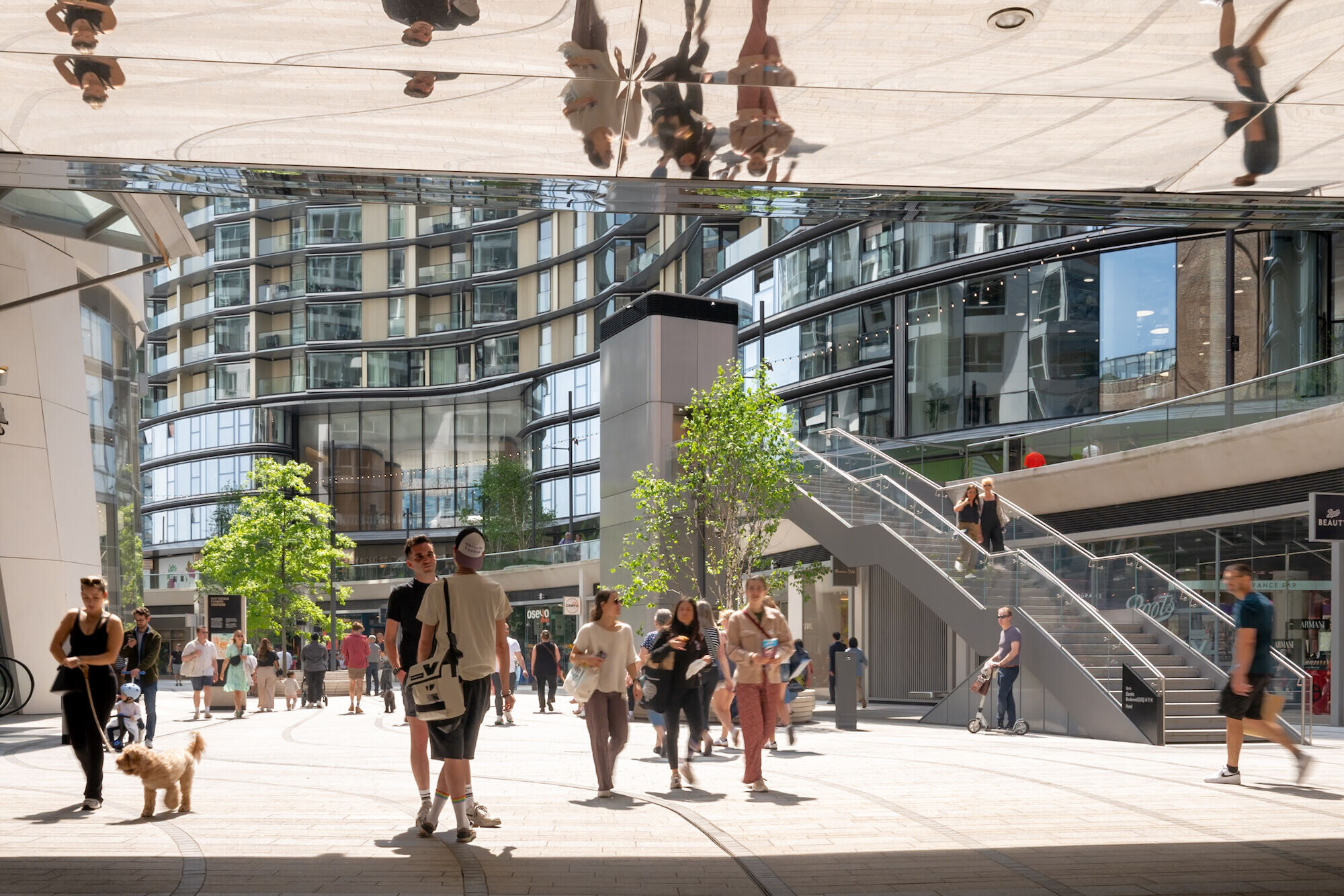 https://archello.com/story/140630/attachments/photos-videos/8 photo_credit Nigel Young / Foster + Partners
