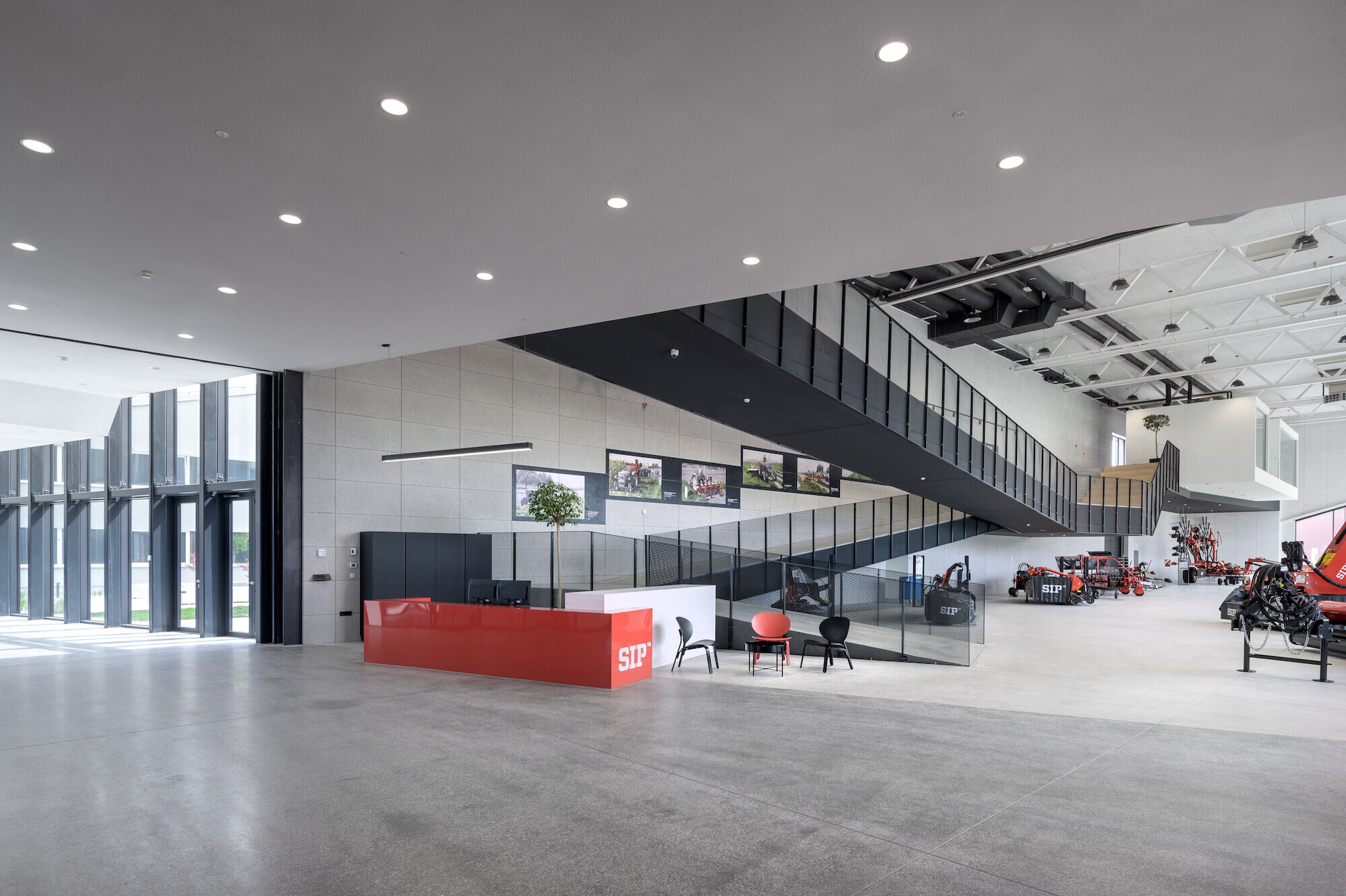 https://archello.com/story/140605/attachments/photos-videos/5 photo_credit Miran Kambič