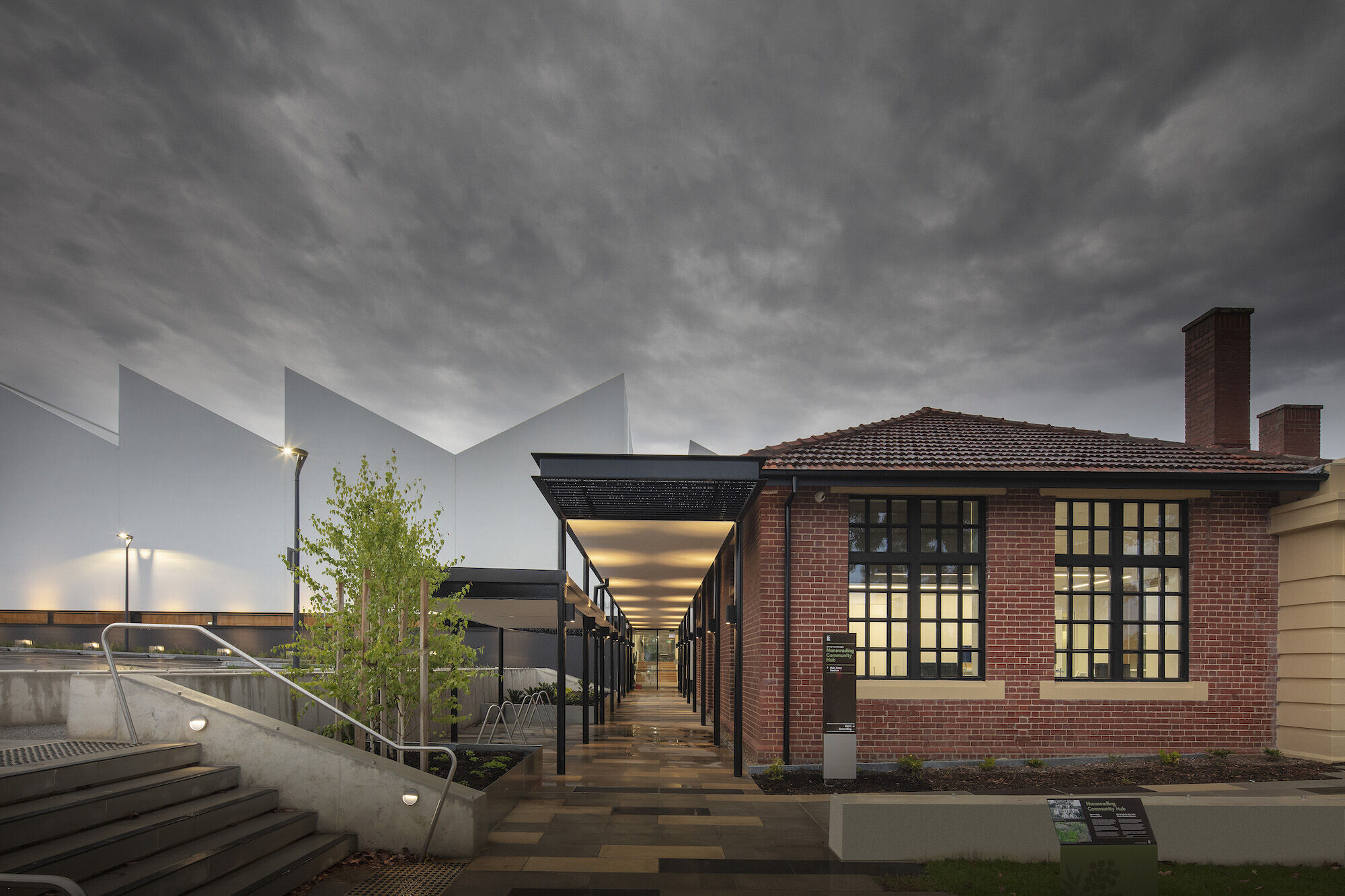 https://archello.com/story/140750/attachments/photos-videos/8 photo_credit John Gollings