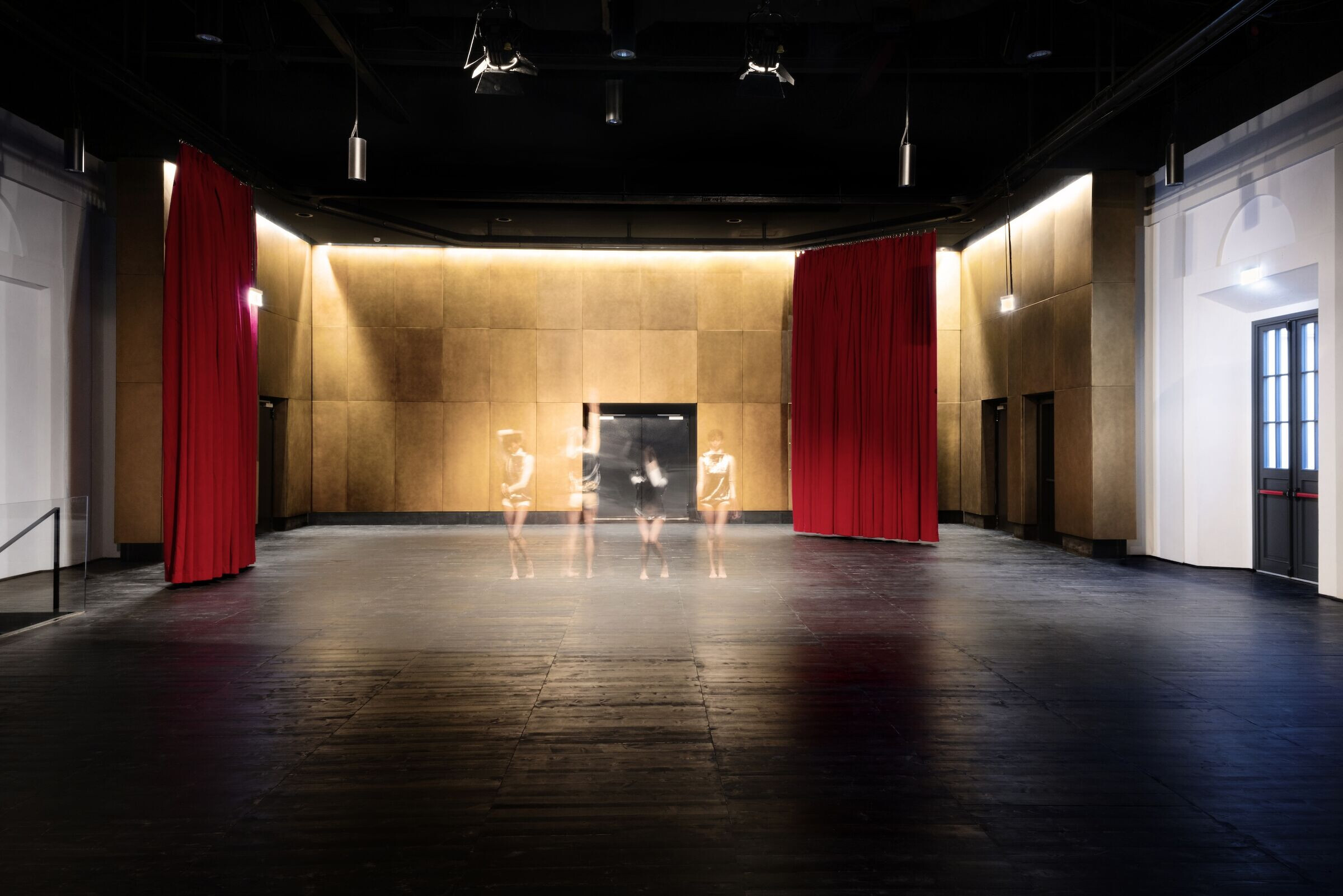 https://archello.com/story/140723/attachments/photos-videos/4 photo_credit Alessandro Penso, courtesy of STARTT