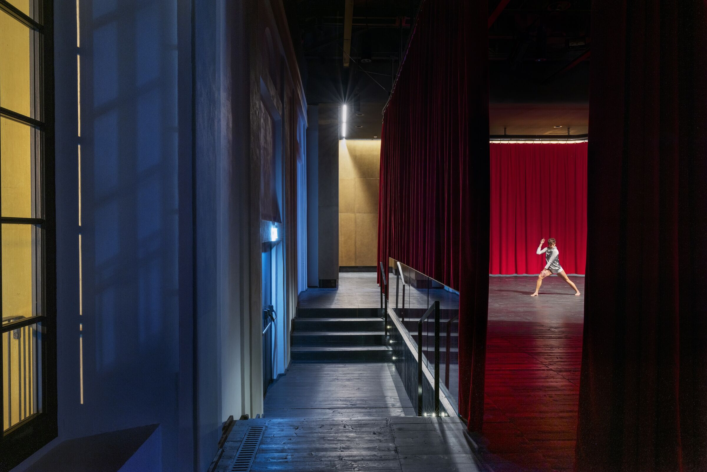 https://archello.com/story/140723/attachments/photos-videos/9 photo_credit Alessandro Penso, courtesy of STARTT