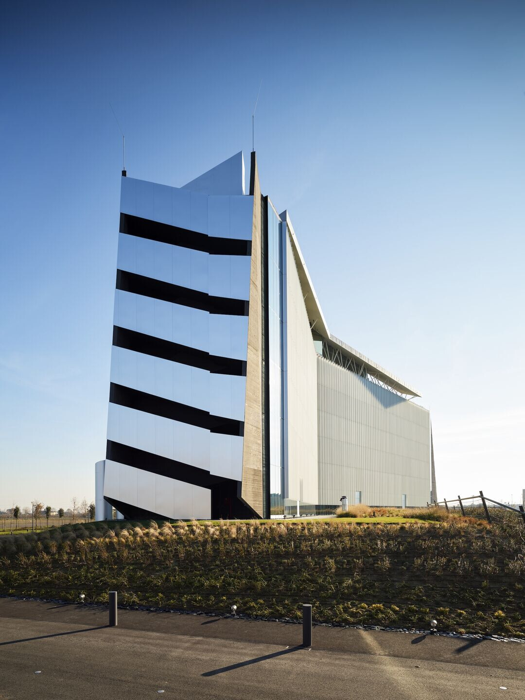 https://archello.com/story/140731/attachments/photos-videos/3 photo_credit Courtesy Of tissellistudioarchitetti