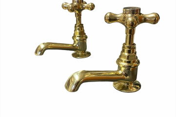 BT15 No 2 Pillar taps solid brass BT15 No 2 Pillar taps solid brass