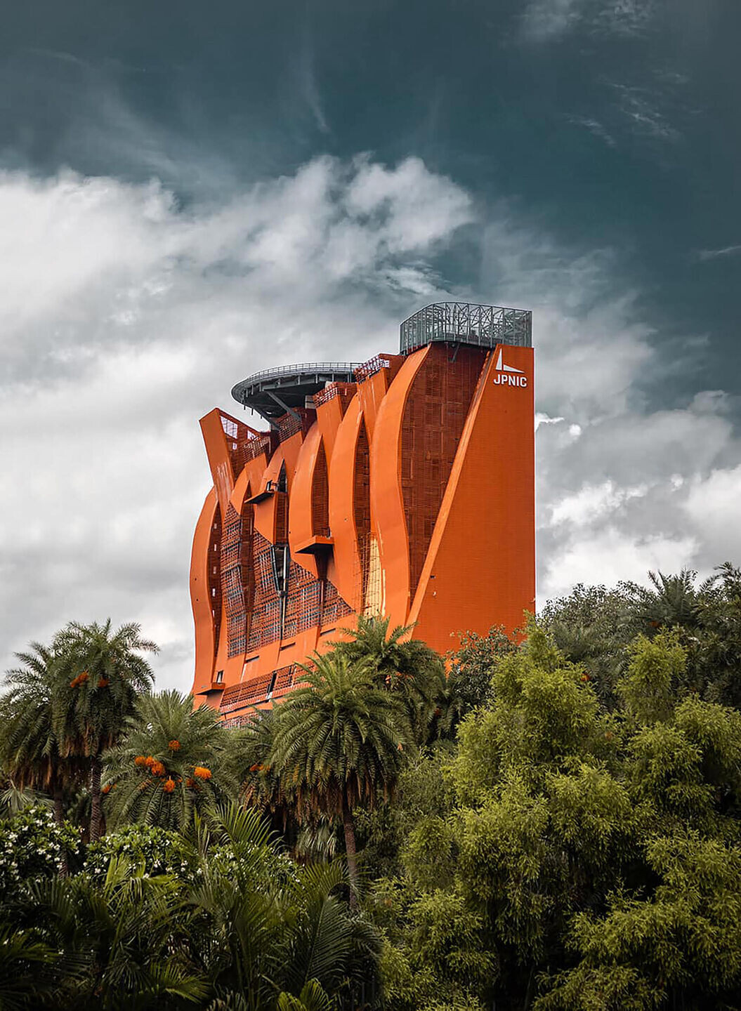 https://archello.com/story/141001/attachments/photos-videos/9 photo_credit Fanthome