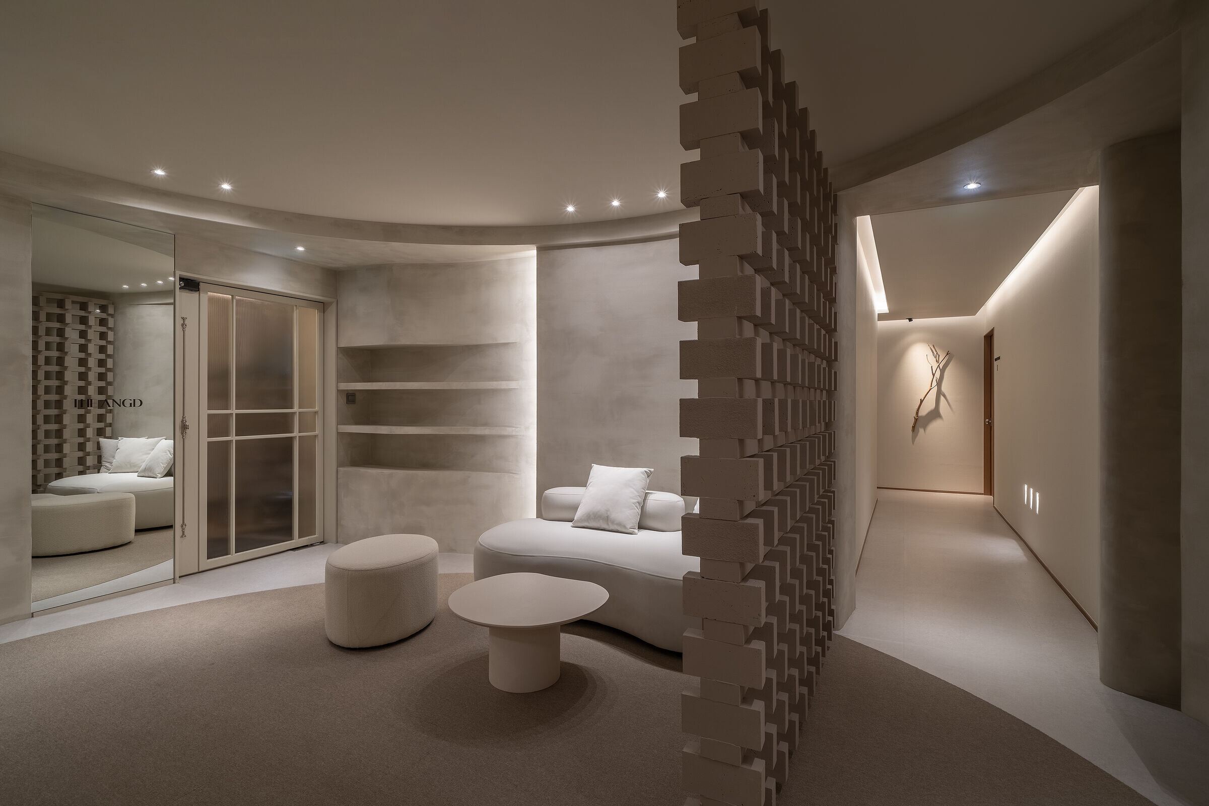 https://archello.com/story/140964/attachments/photos-videos/14 photo_credit dayoff studio