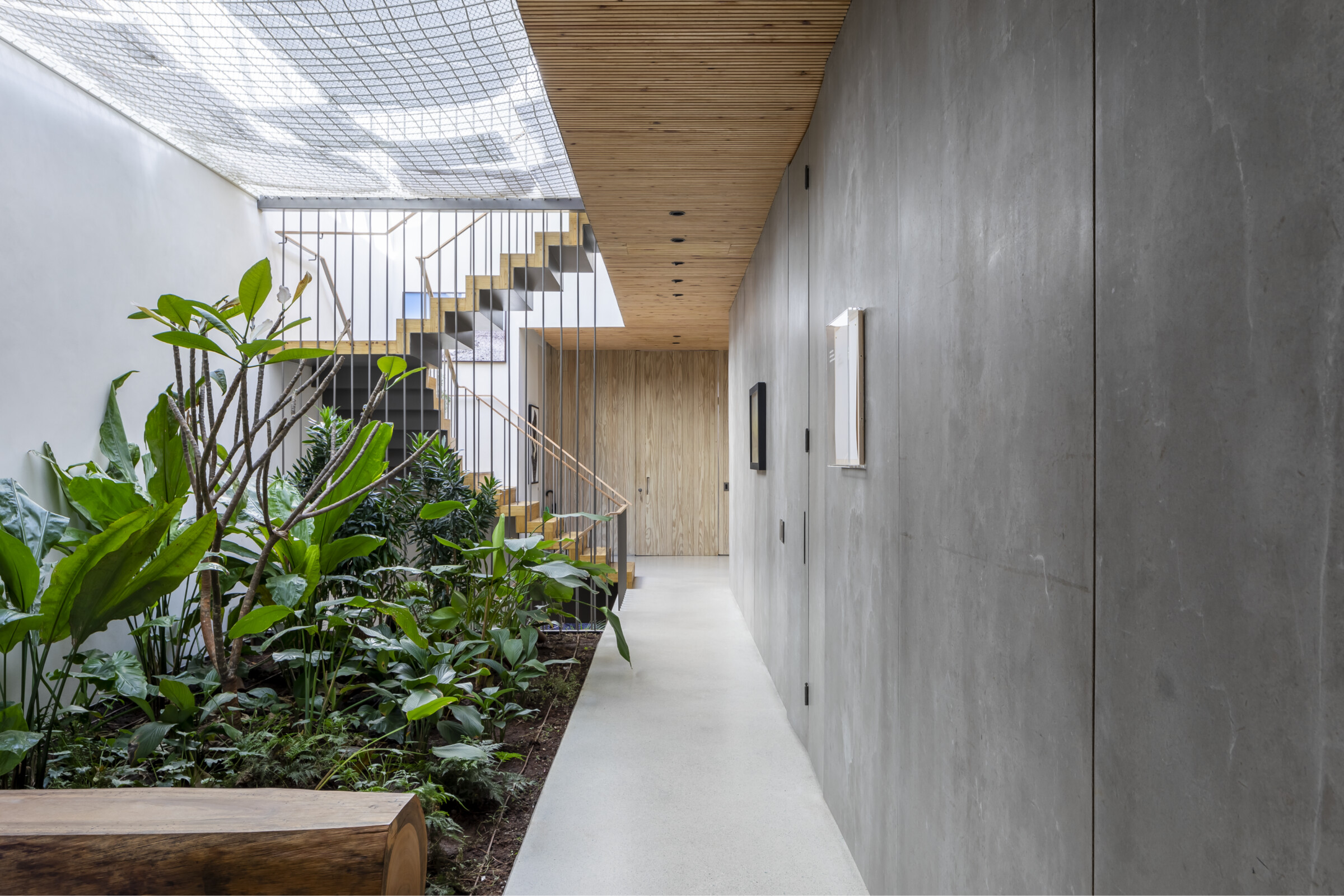 https://archello.com/story/141030/attachments/photos-videos/5 photo_credit Pedro N. Prata
