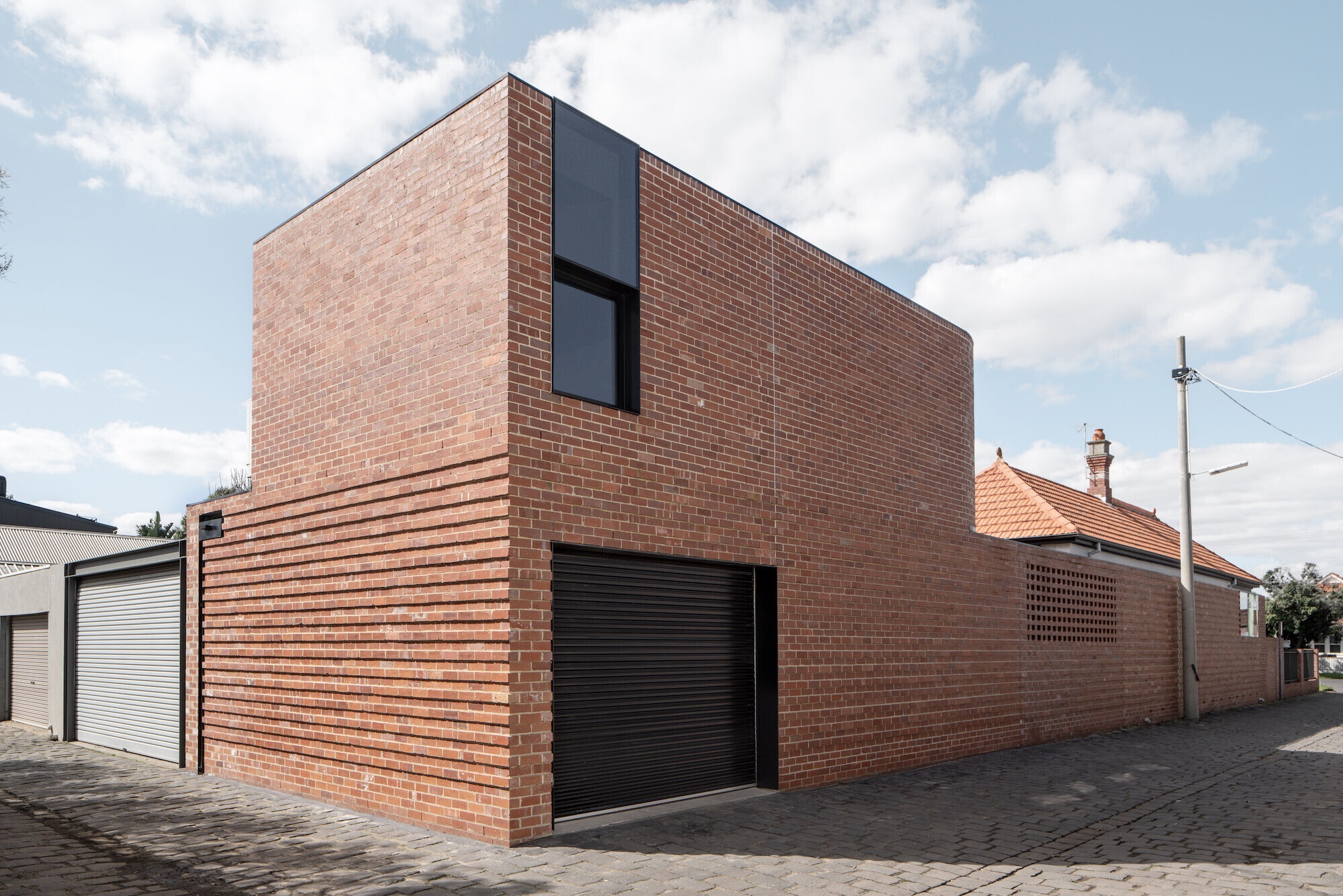 https://archello.com/story/141039/attachments/photos-videos/8 photo_credit Courtesy Of Coy Yiontis Architects