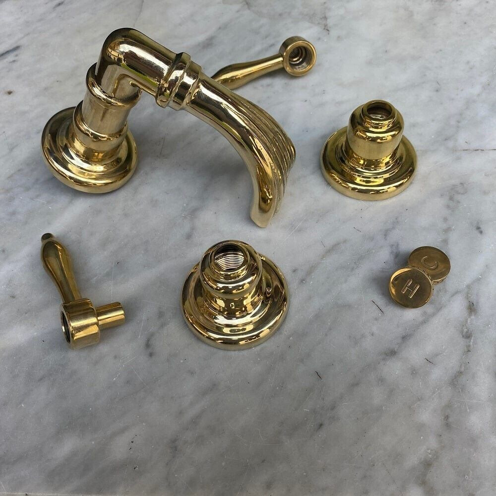 https://archello.com/product/107230/attachments/photos-videos/5