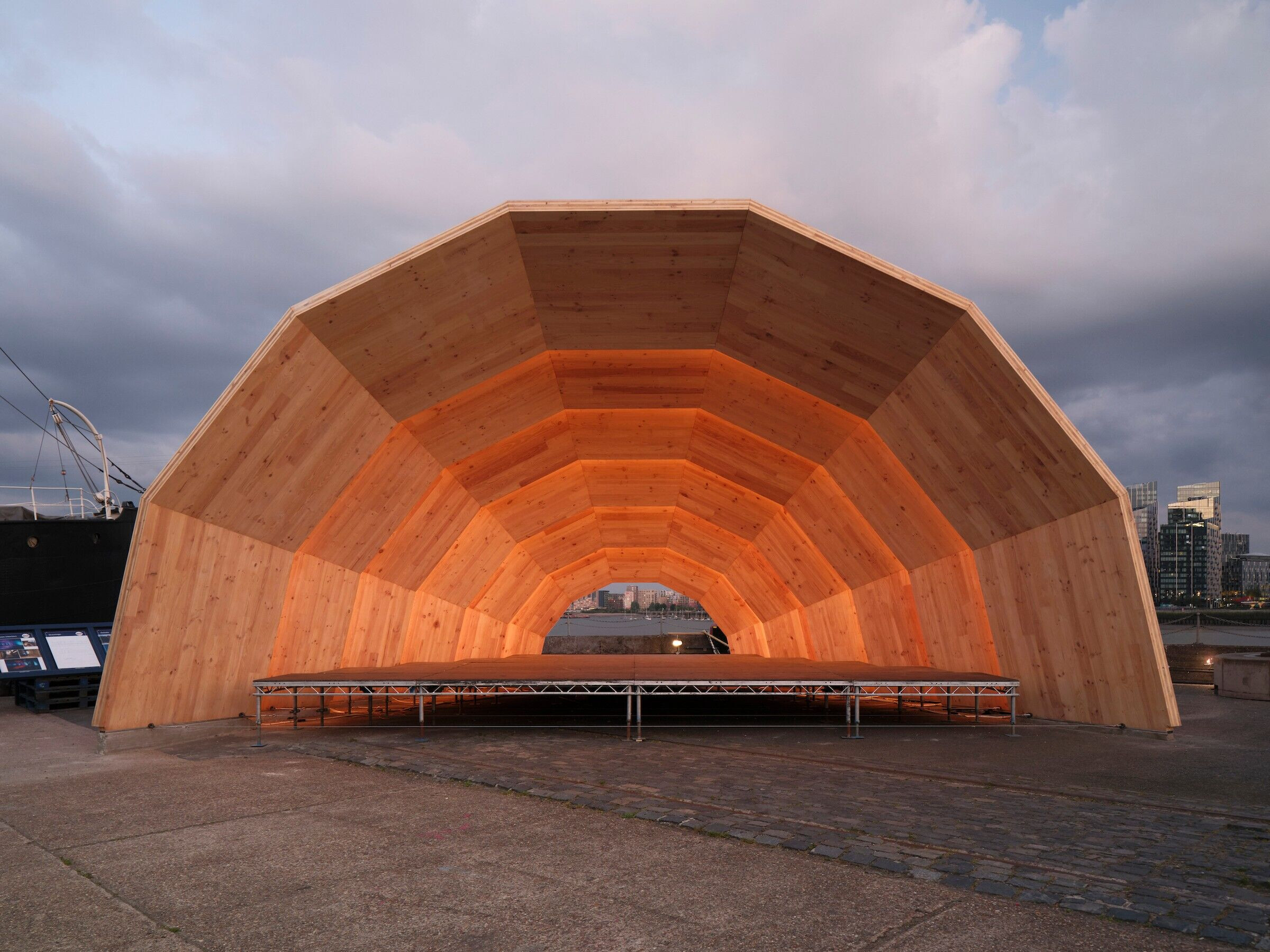 https://archello.com/story/141194/attachments/photos-videos/12 photo_credit Henry Woide