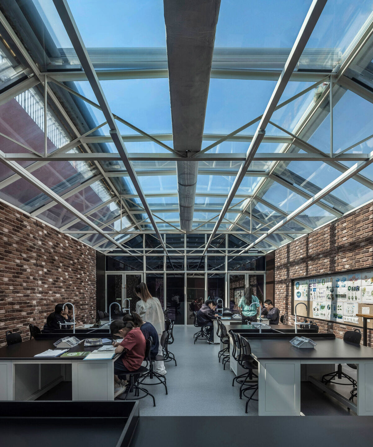 https://archello.com/story/141172/attachments/photos-videos/7 photo_credit A Thousand Degree Visual