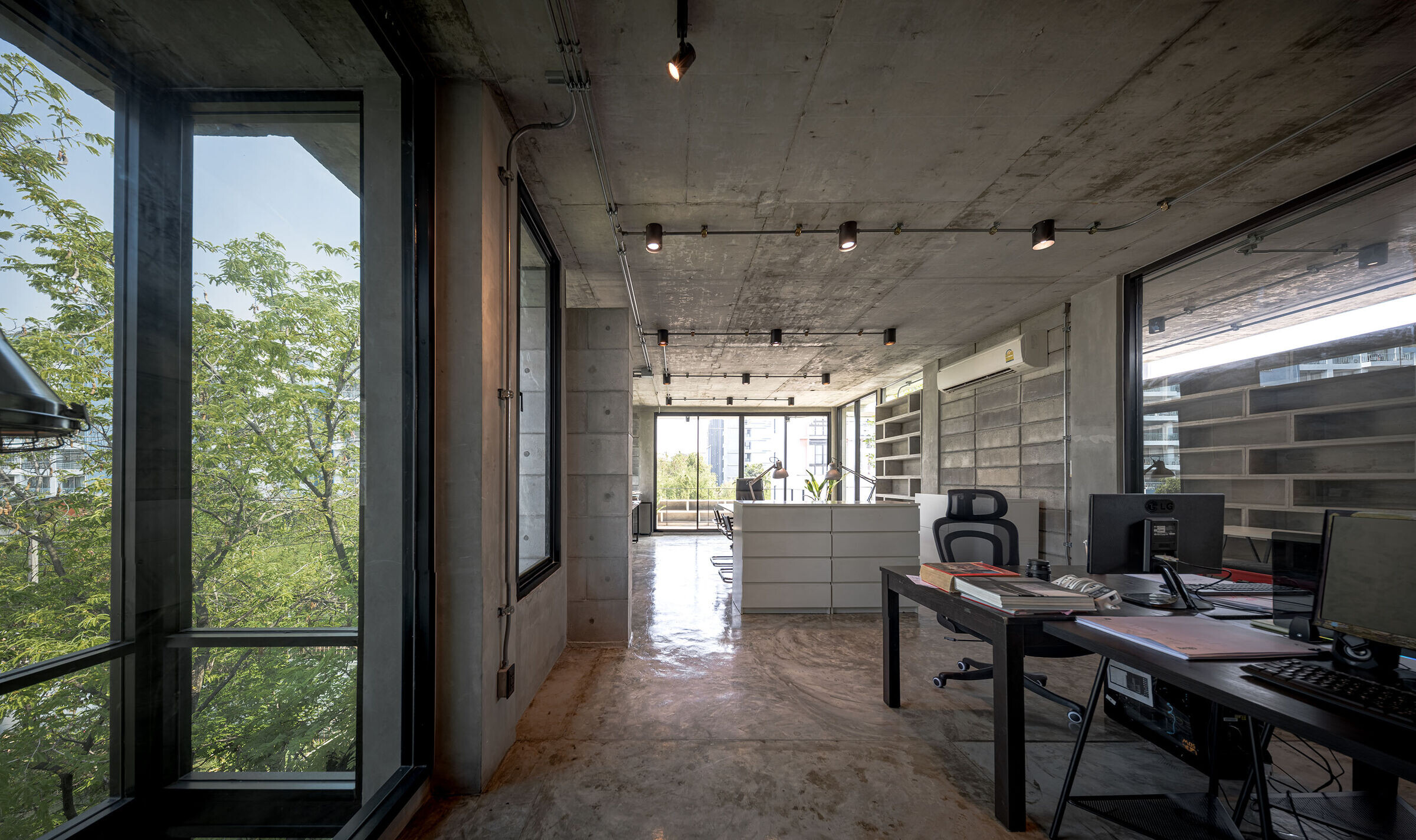 https://archello.com/story/141211/attachments/photos-videos/17 photo_credit Witsawarut Kekina