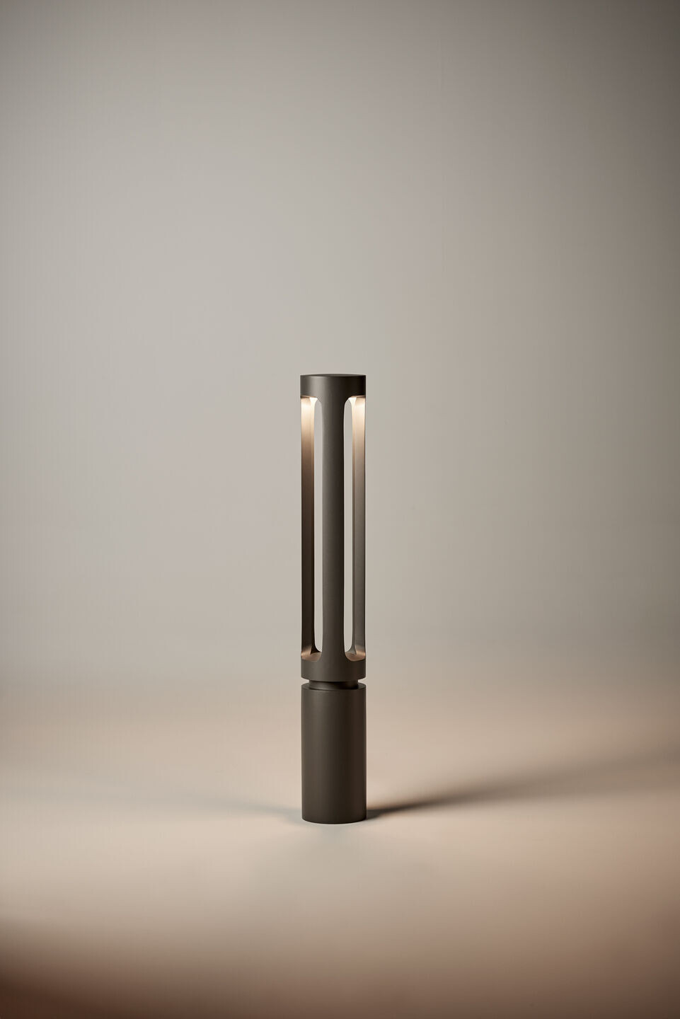 https://archello.com/product/107781/attachments/photos-videos/18