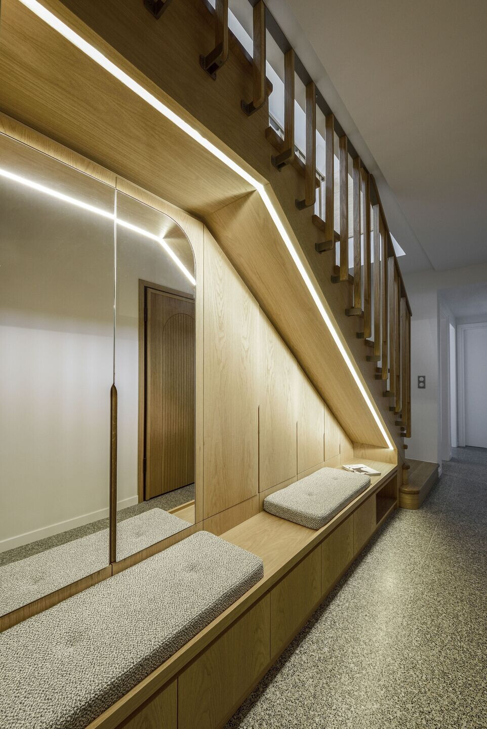 https://archello.com/story/141539/attachments/photos-videos/22