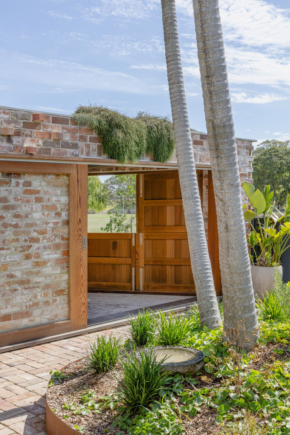 https://archello.com/story/141564/attachments/photos-videos/12 photo_credit © Katherine Lu