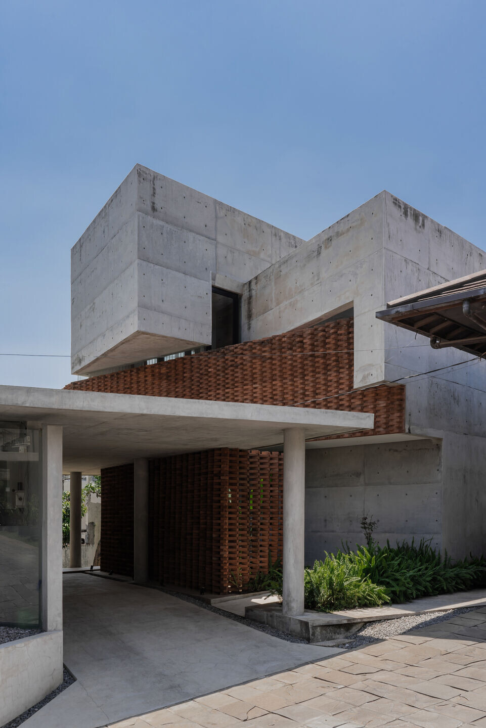 https://archello.com/story/141601/attachments/photos-videos/5 photo_credit Pieter Kurniawan