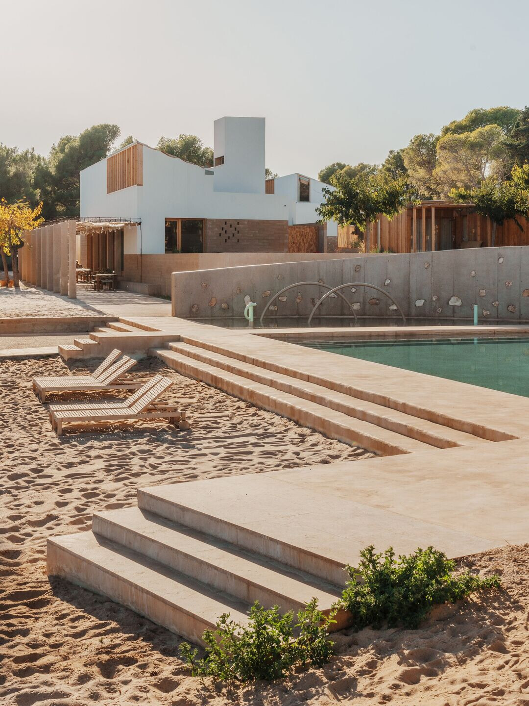 https://archello.com/story/141660/attachments/photos-videos/9 photo_credit Joan Guillamat