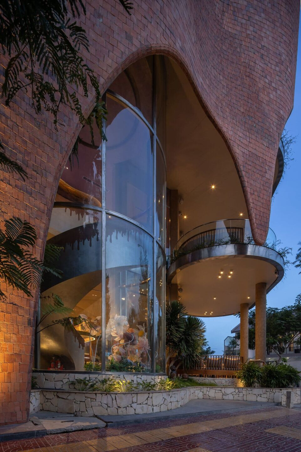 https://archello.com/story/141720/attachments/photos-videos/7 photo_credit Hoàng Lê