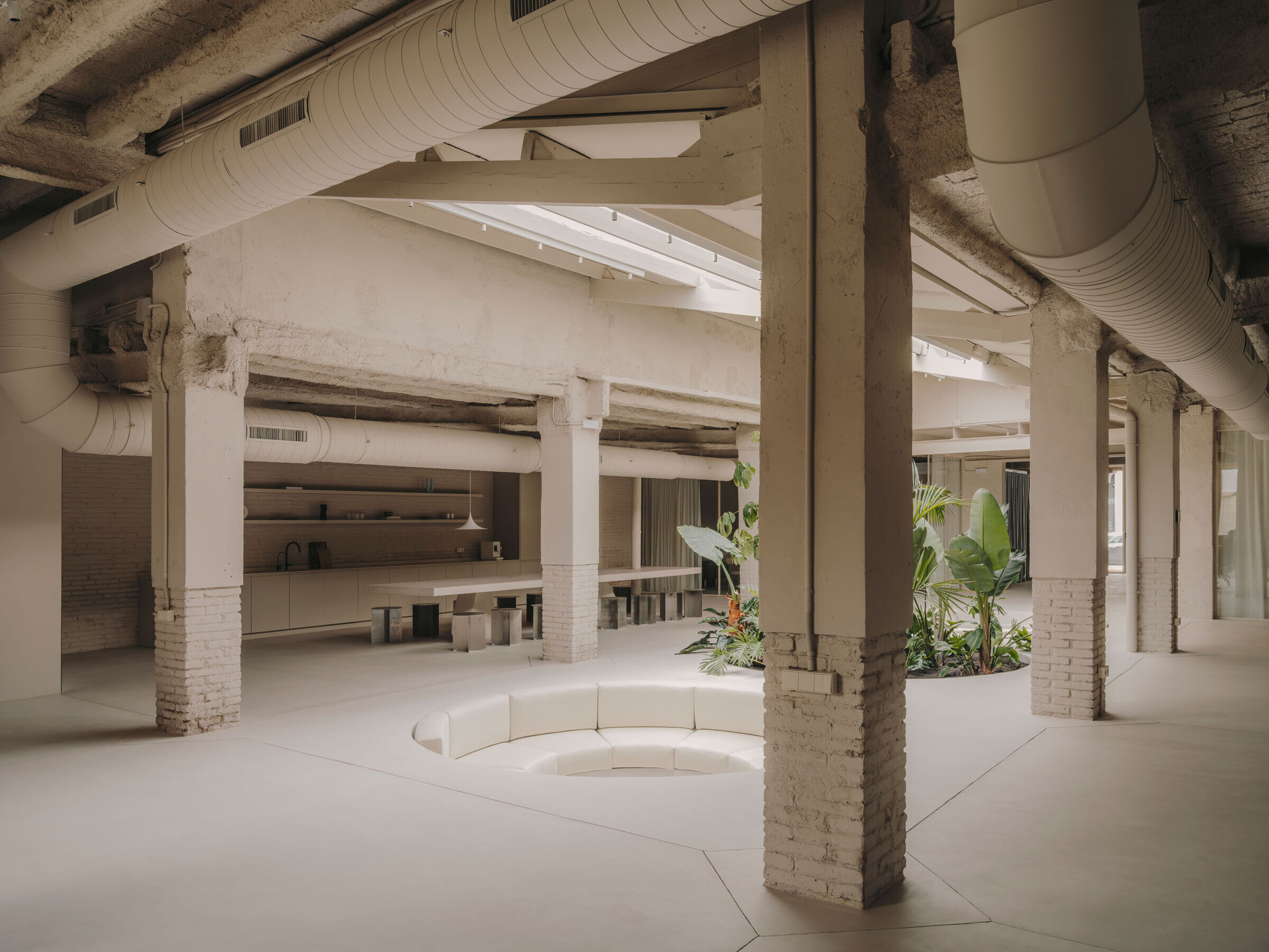 https://archello.com/story/141692/attachments/photos-videos/11 photo_credit Salva Lopez