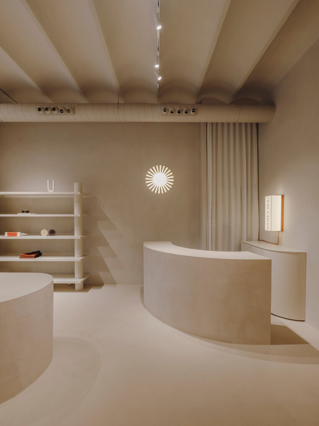 https://archello.com/story/141693/attachments/photos-videos/6 photo_credit Salva Lopez