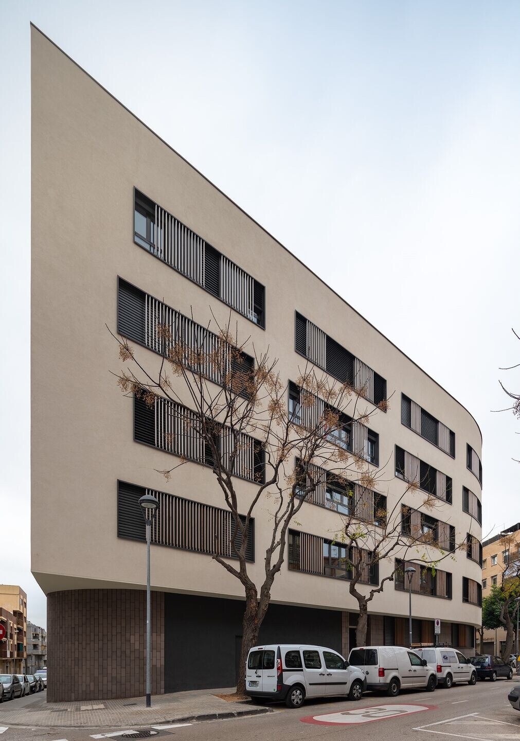 https://archello.com/story/141773/attachments/photos-videos/5 photo_credit Pedro Pegenaute