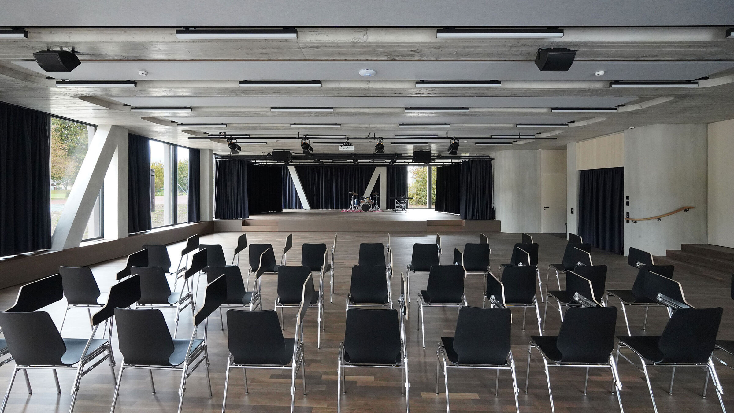 https://archello.com/story/137255/attachments/photos-videos/8 photo_credit Simeon Heinzl, Solothurn
