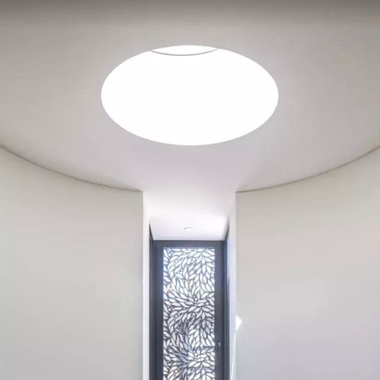https://archello.com/product/108221/attachments/photos-videos/2