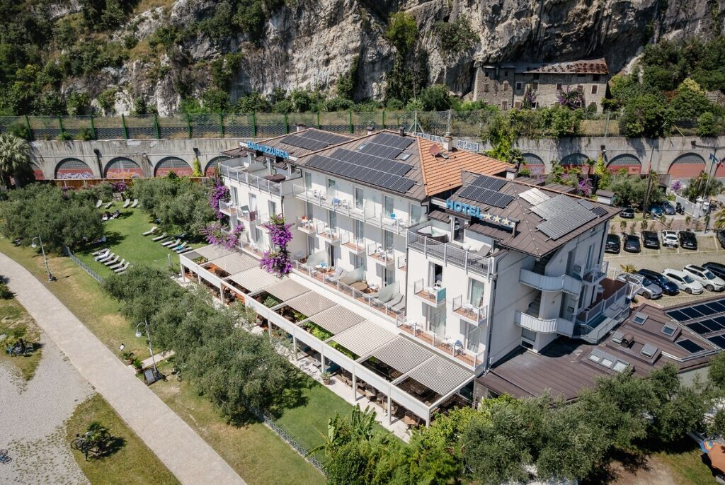 https://archello.com/story/142008/attachments/photos-videos/11 photo_credit Flavio Graffi