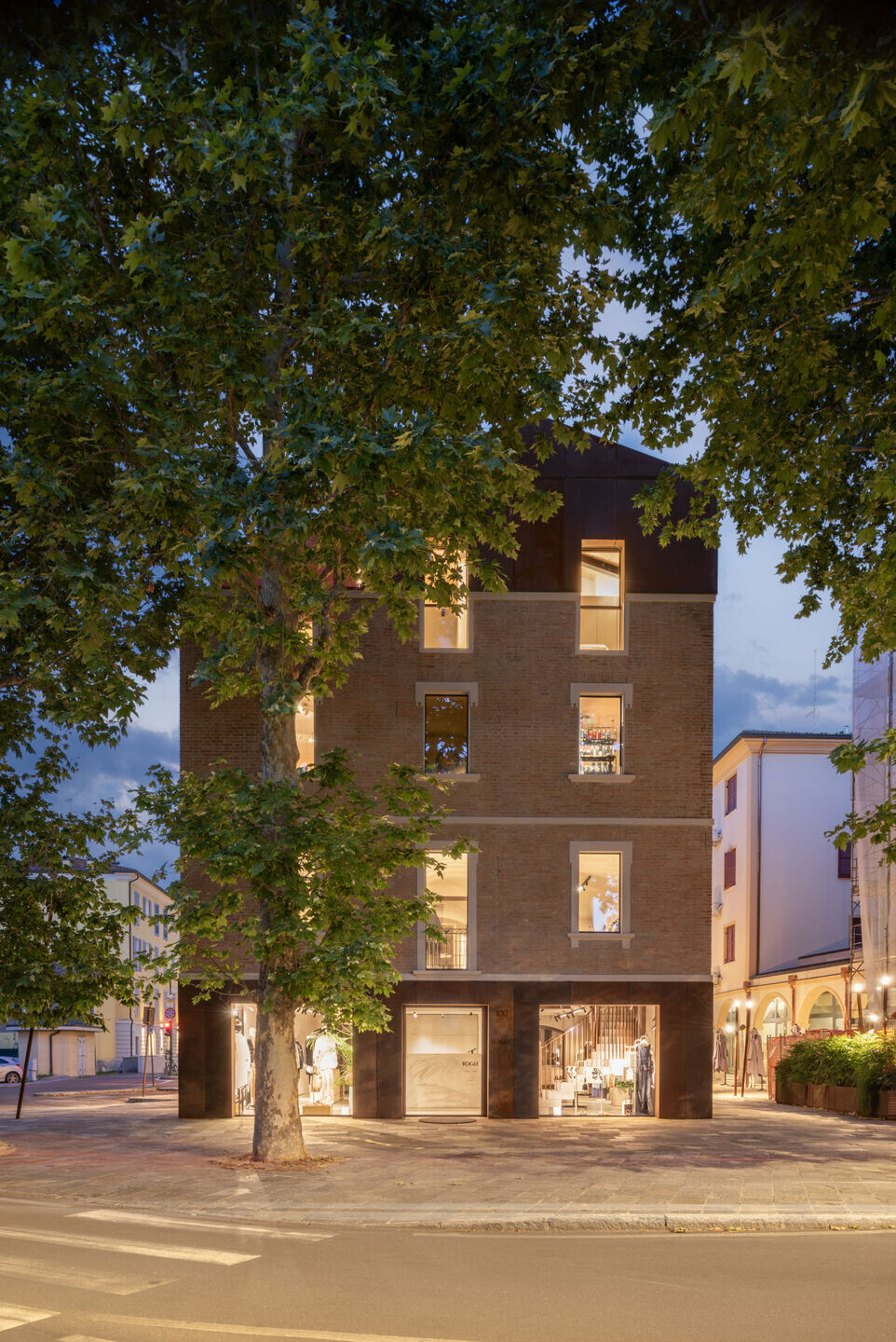 https://archello.com/story/142099/attachments/photos-videos/11 photo_credit Fabio Bascetta