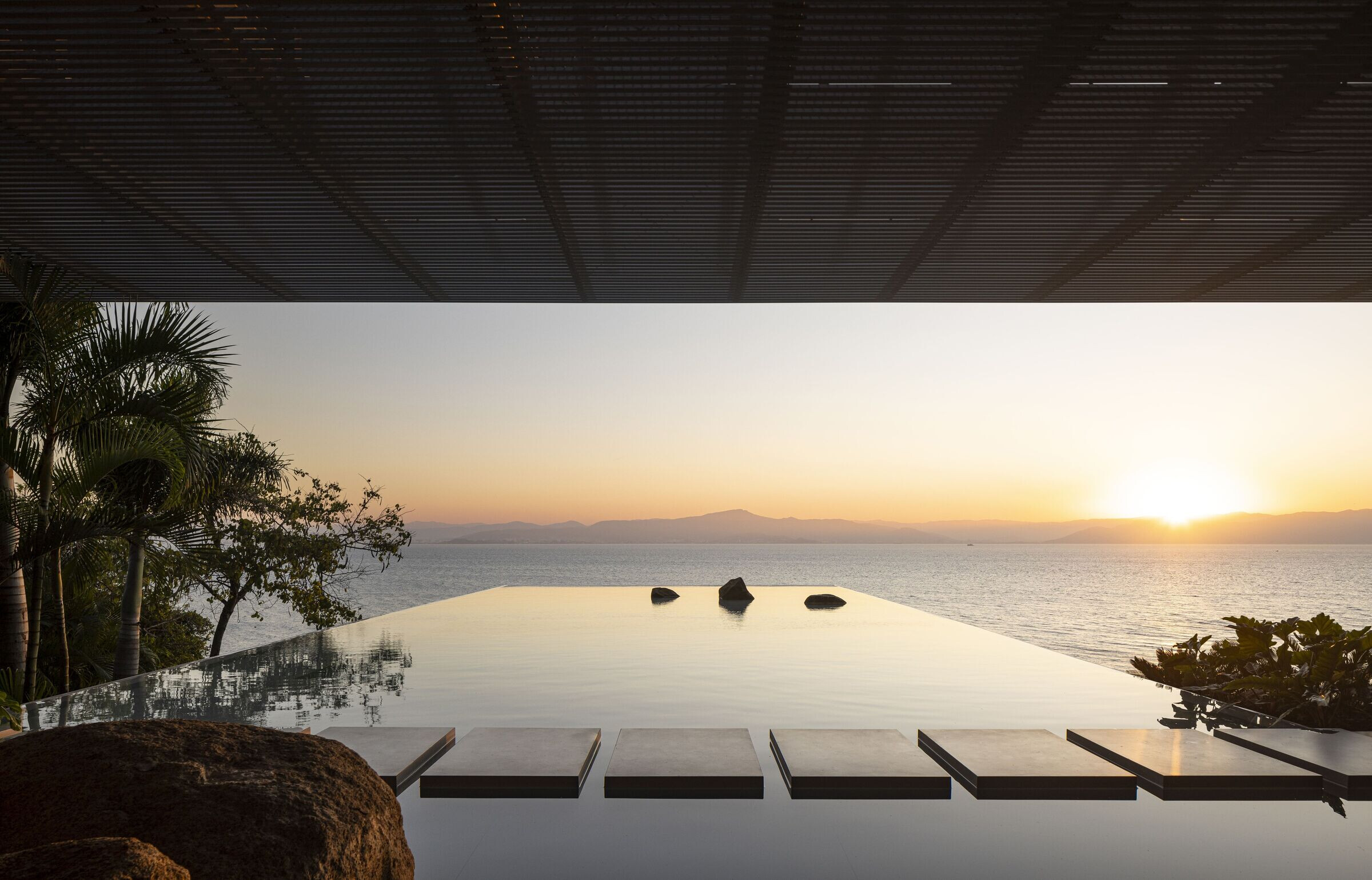 https://archello.com/story/142116/attachments/photos-videos/11