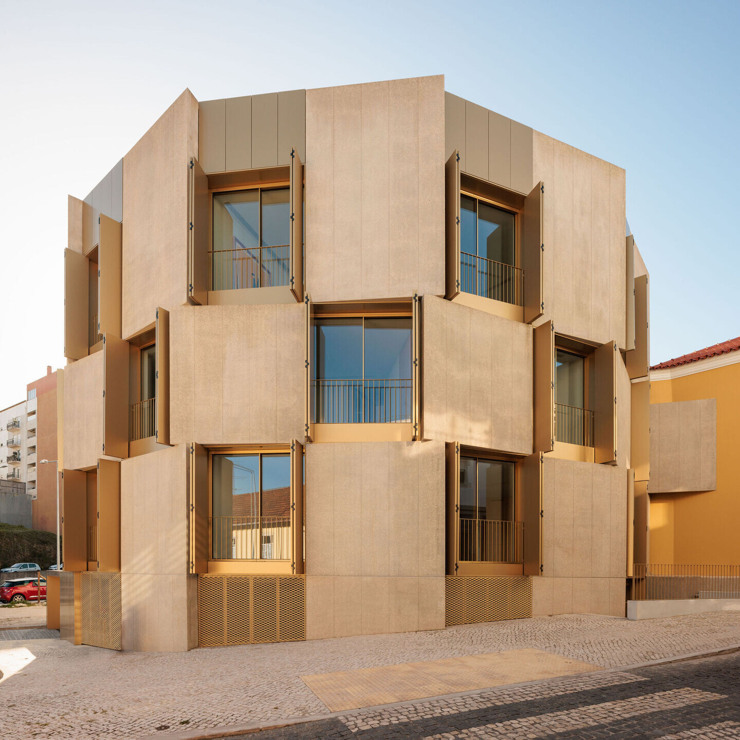 https://archello.com/story/142210/attachments/photos-videos/3 photo_credit Francisco Nogueira