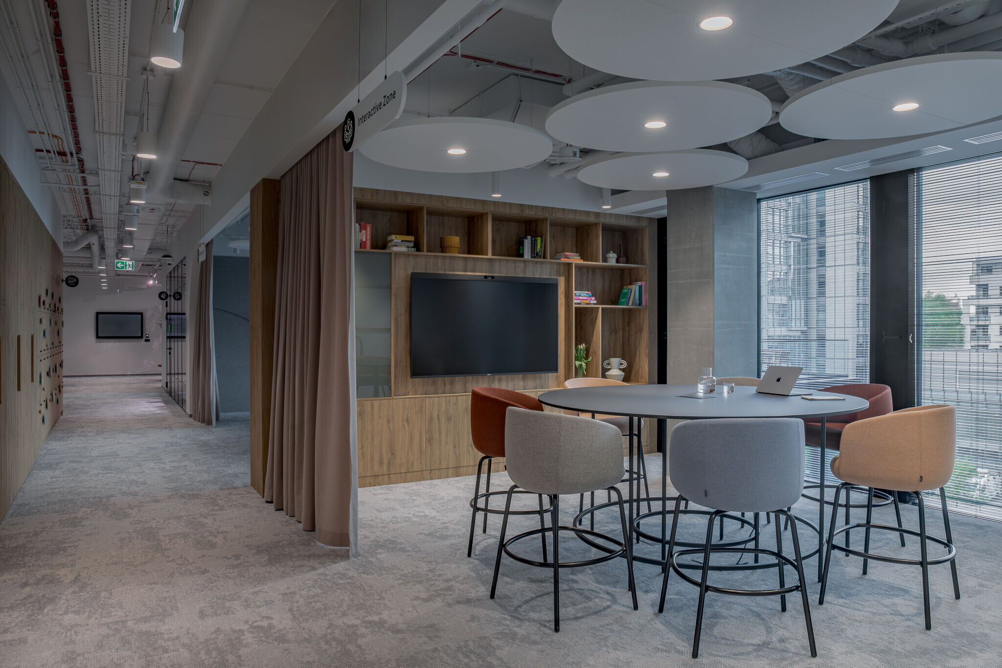https://archello.com/story/142181/attachments/photos-videos/42 photo_credit W środku, The Design Group