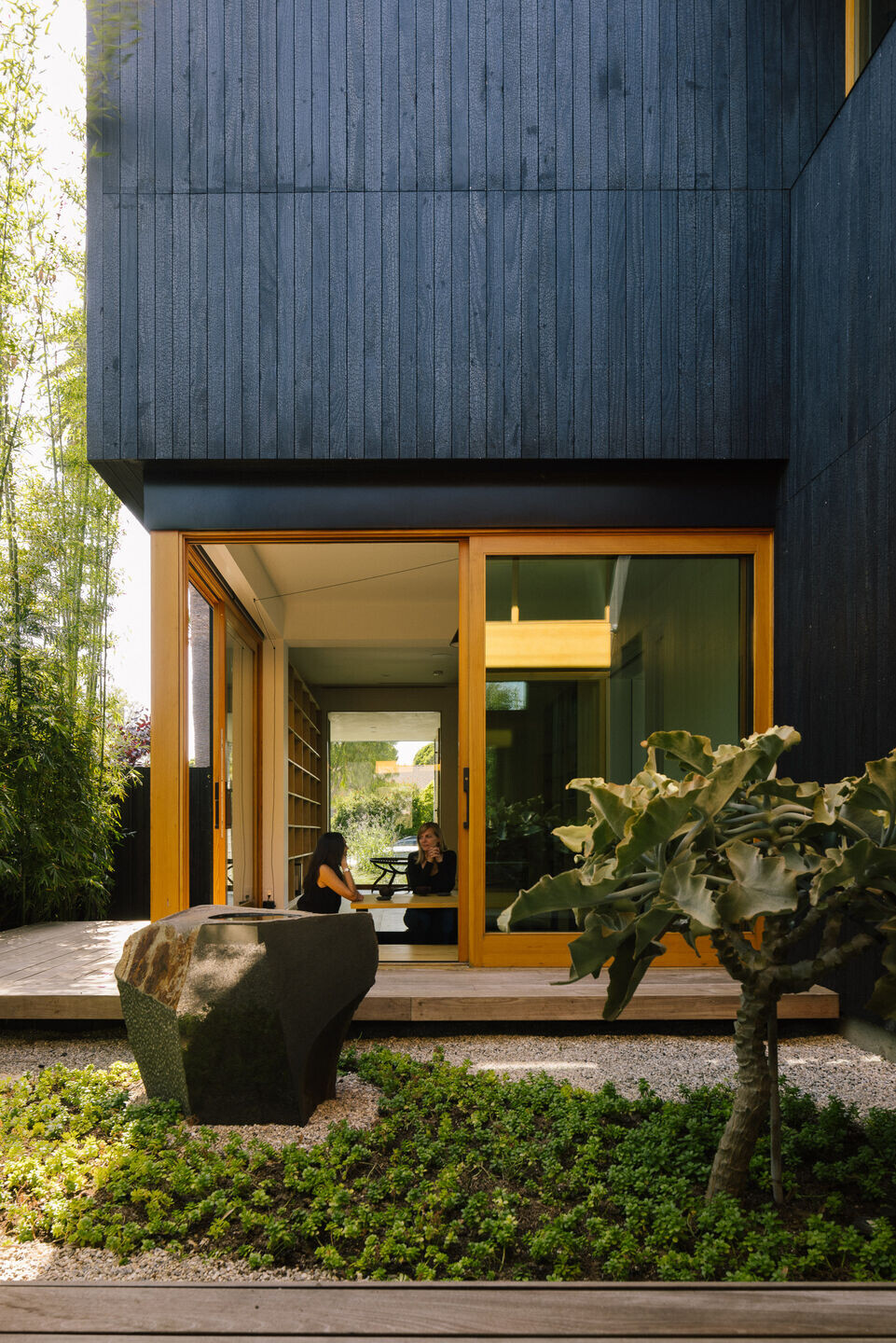 https://archello.com/story/142298/attachments/photos-videos/10 photo_credit Michael Wells