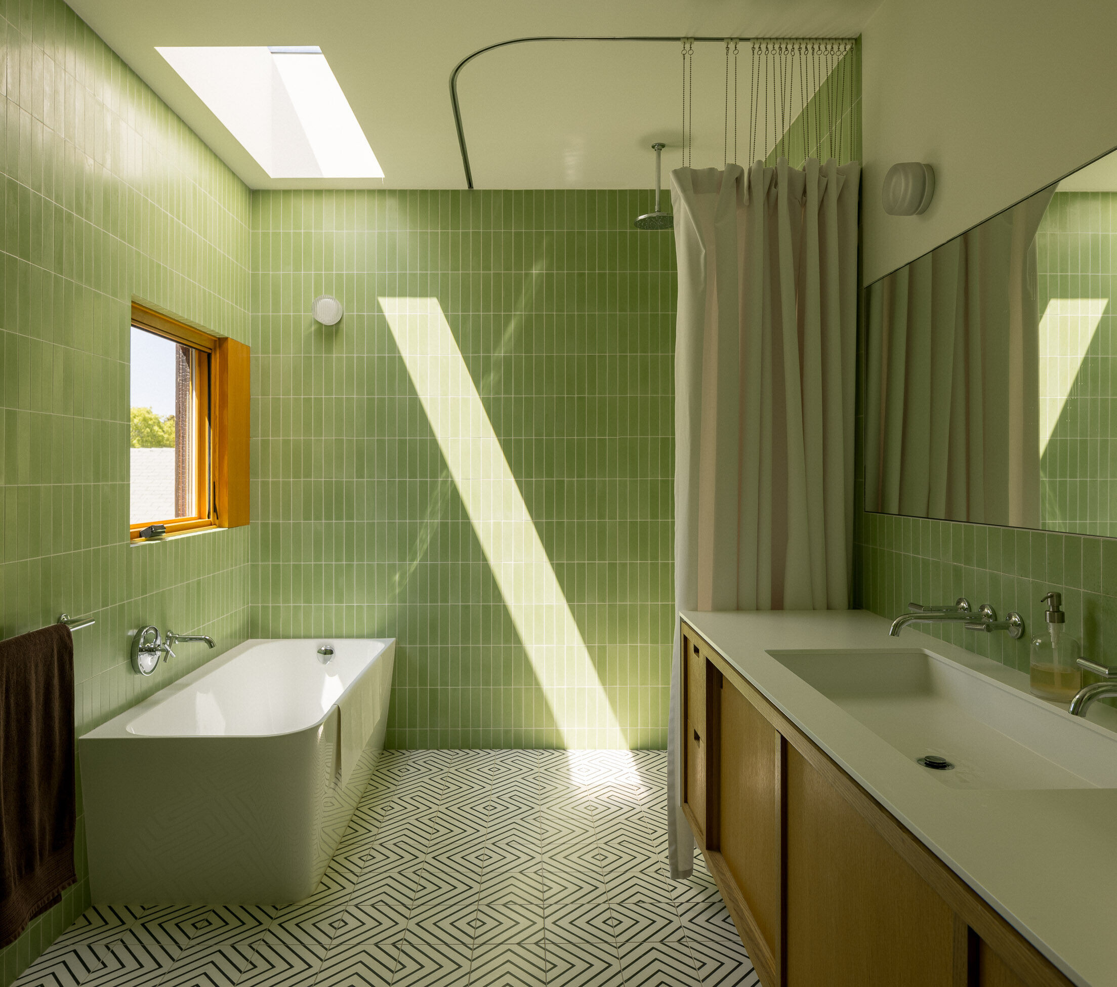https://archello.com/story/142298/attachments/photos-videos/17 photo_credit Michael Wells