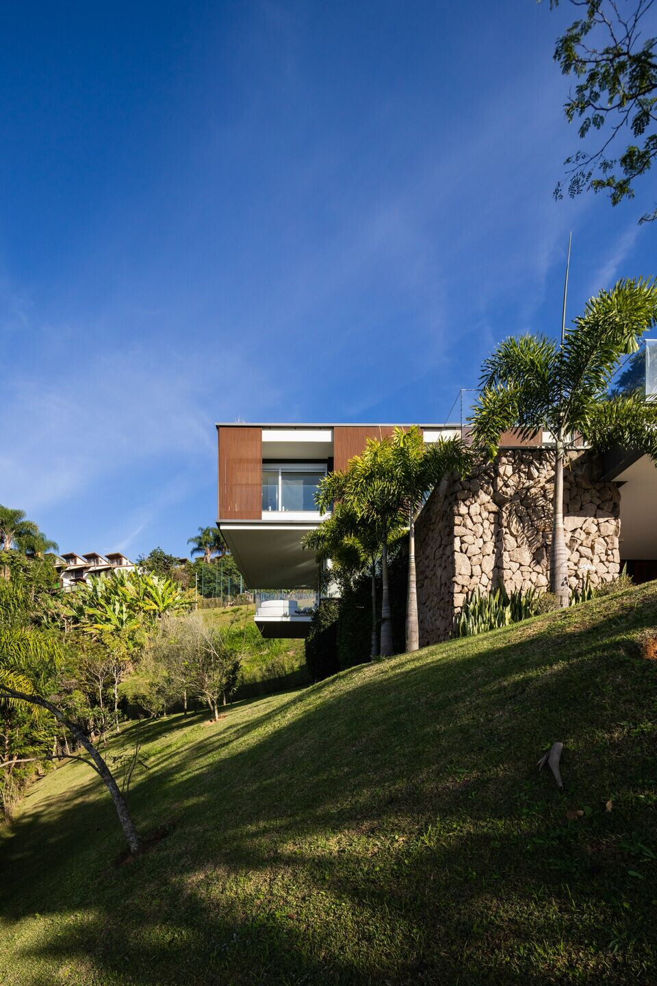 https://archello.com/story/142325/attachments/photos-videos/6 photo_credit Manuel Sá