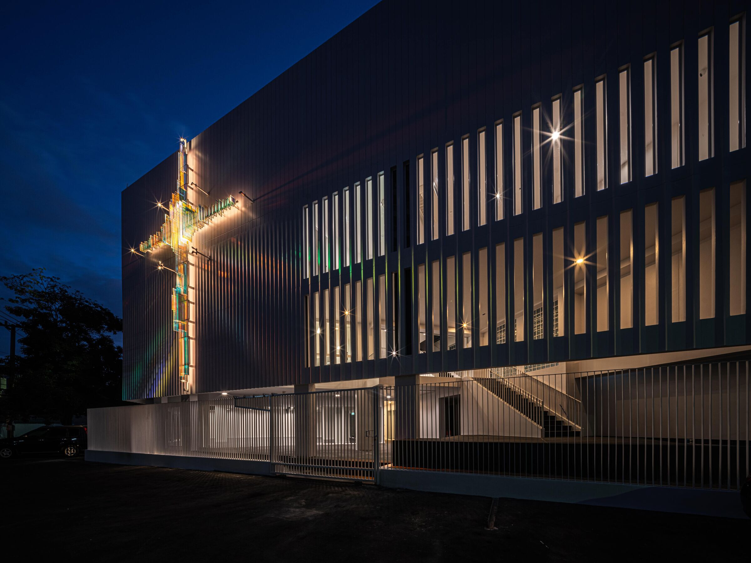 https://archello.com/story/142420/attachments/photos-videos/6 photo_credit SPACESHIFT STUDIO