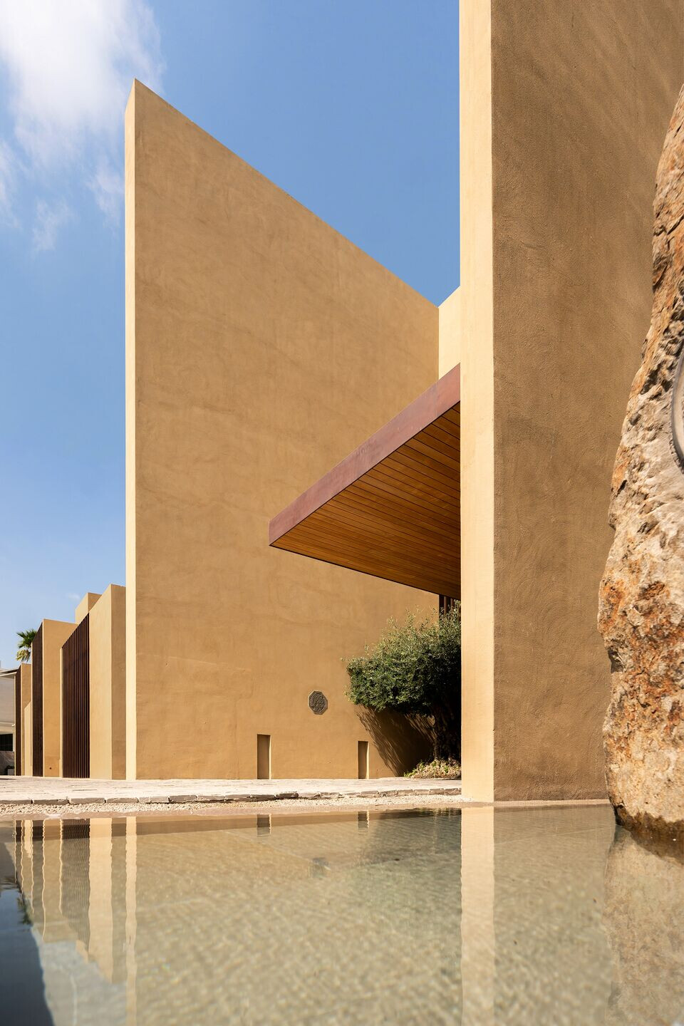 https://archello.com/story/141895/attachments/photos-videos/10 photo_credit Shoayb Khattab