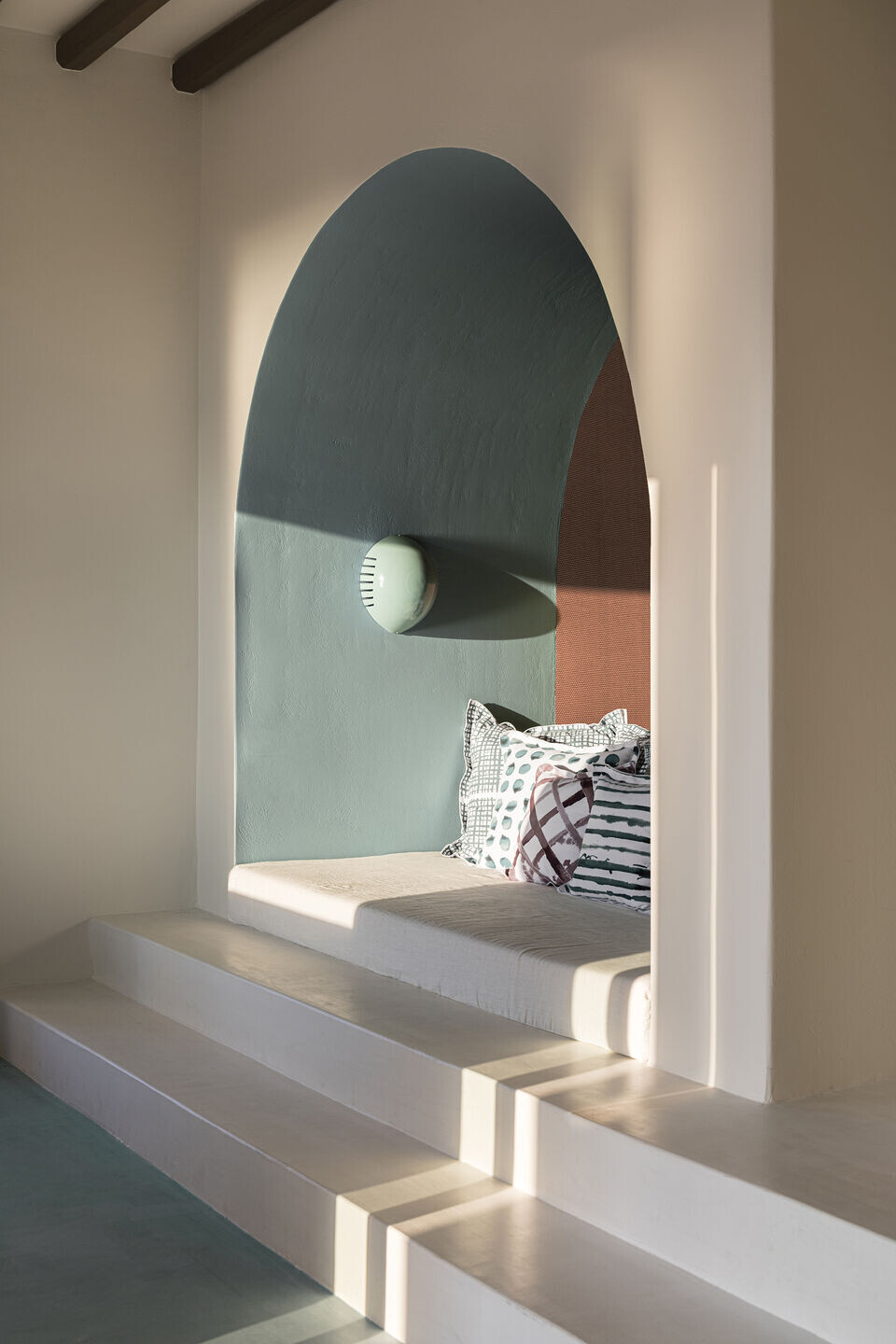 https://archello.com/story/142587/attachments/photos-videos/8 photo_credit Yiorgos Kordakis