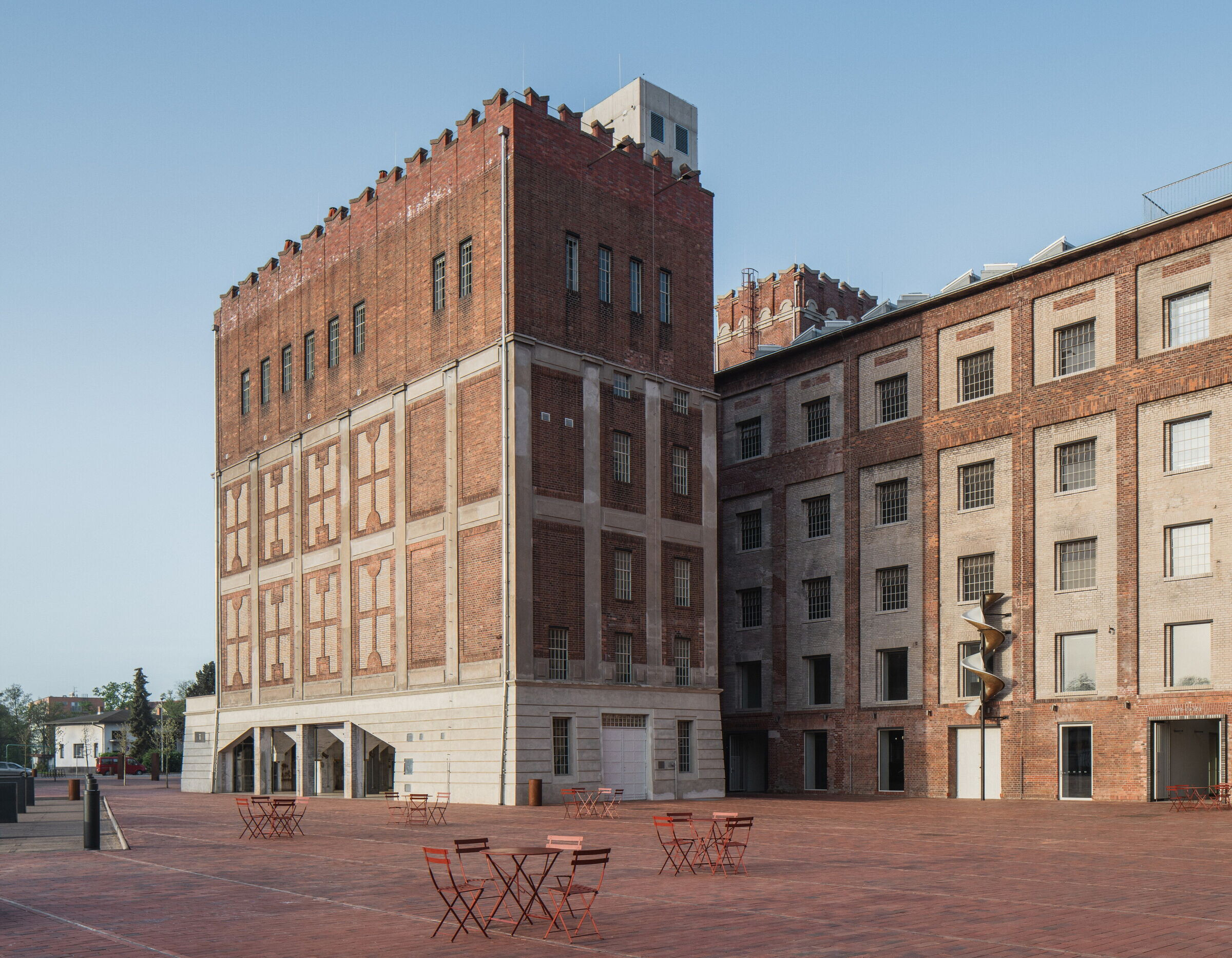https://archello.com/story/142601/attachments/photos-videos/5 photo_credit Petr Polák